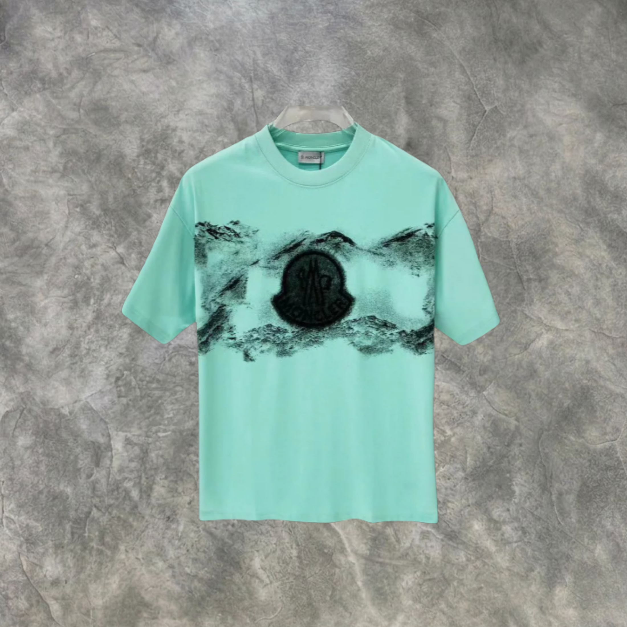 Elvare Club® T-Shirt