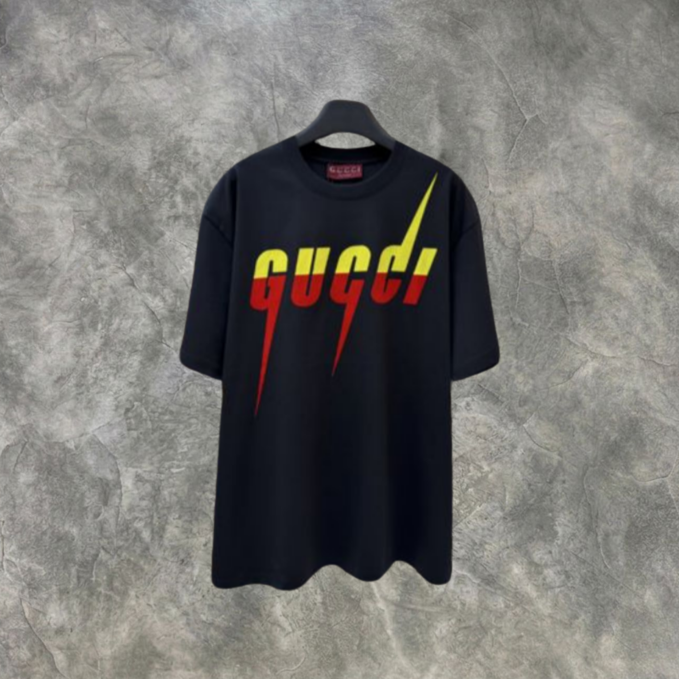 Elvare Club® T-Shirt