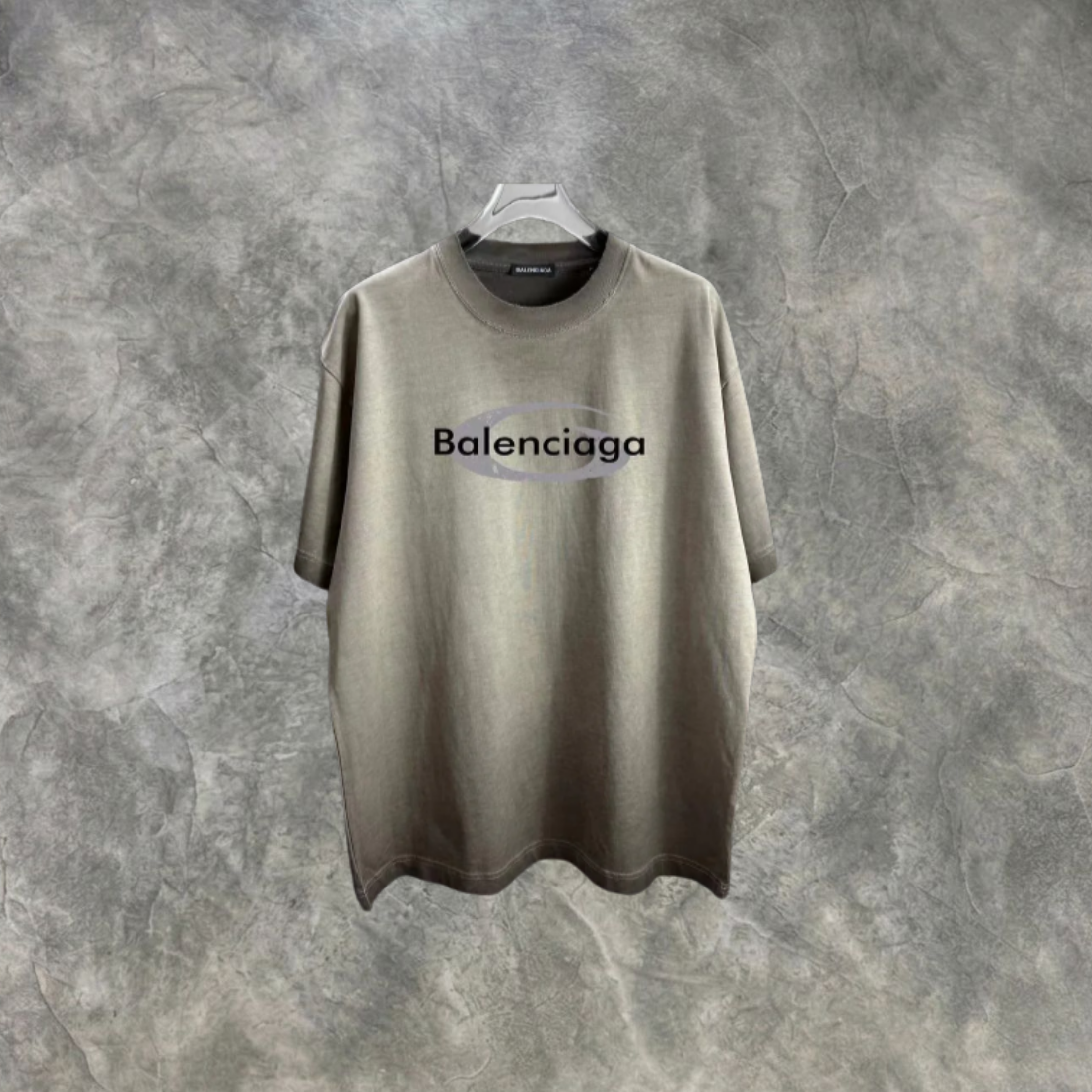 Elvare Club® T-Shirt