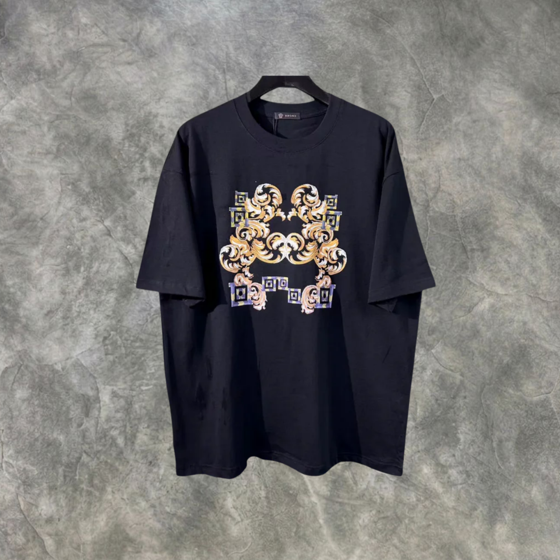 Elvare Club® T-Shirt