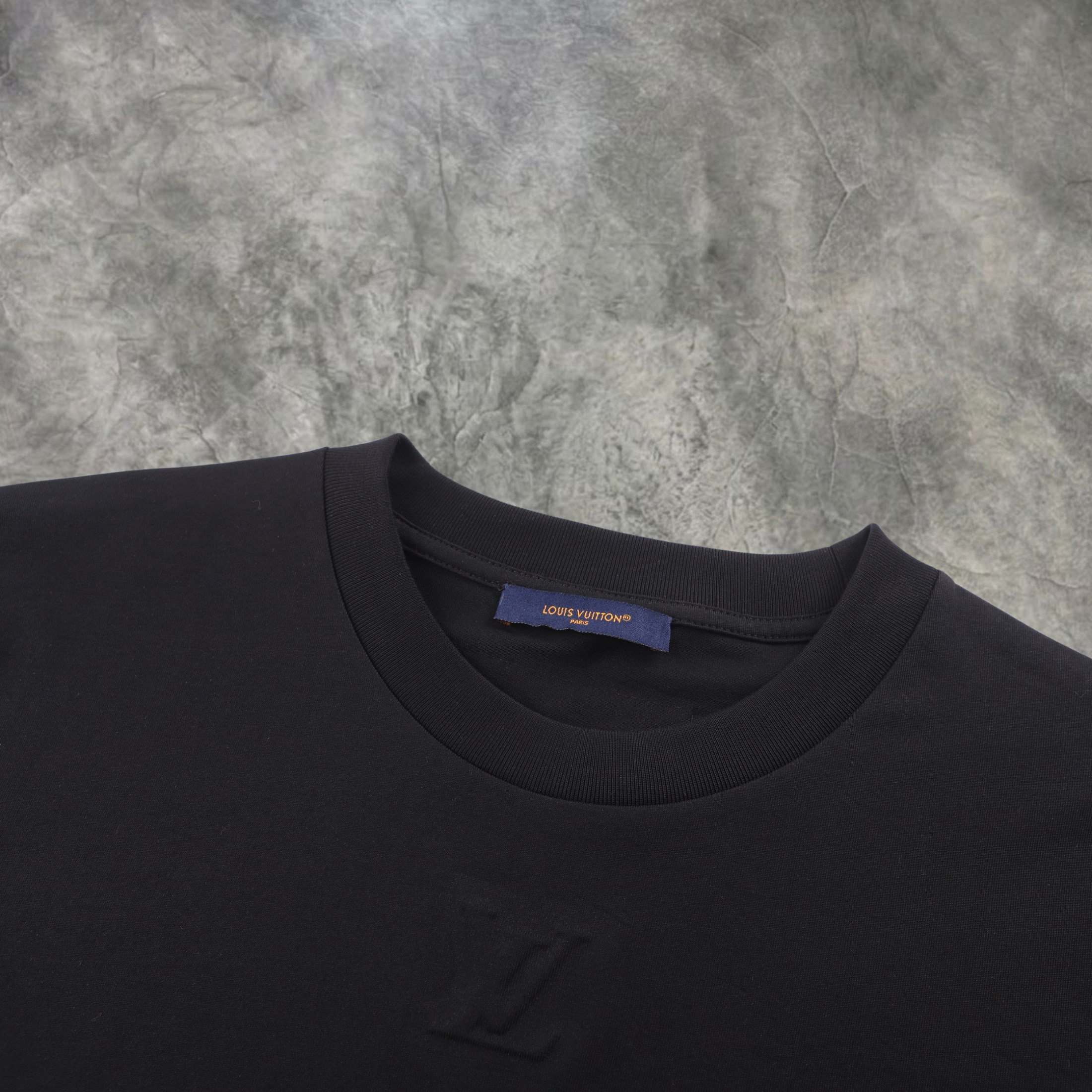 Elvare Club® T-Shirt