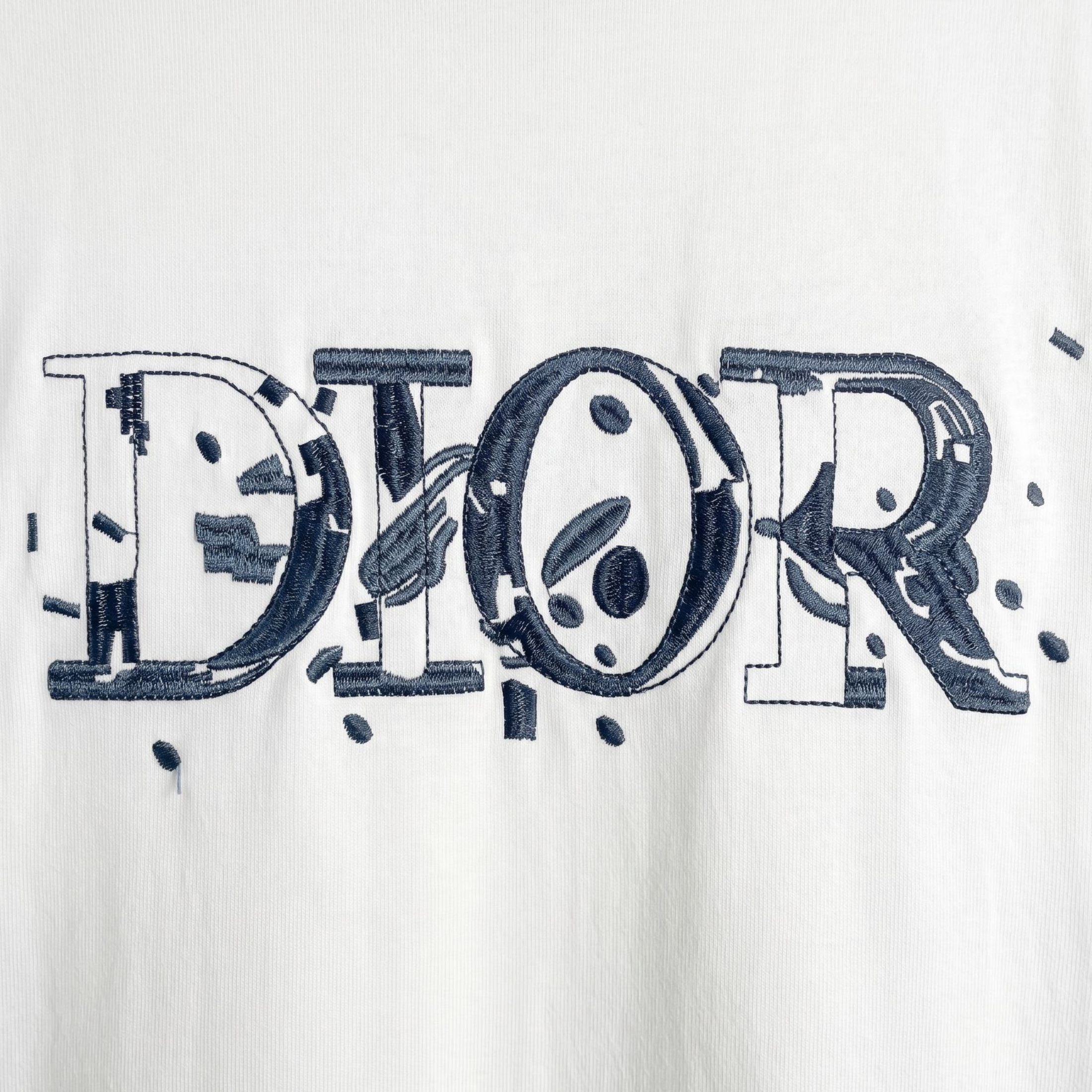 Elvare Club® T-shirt