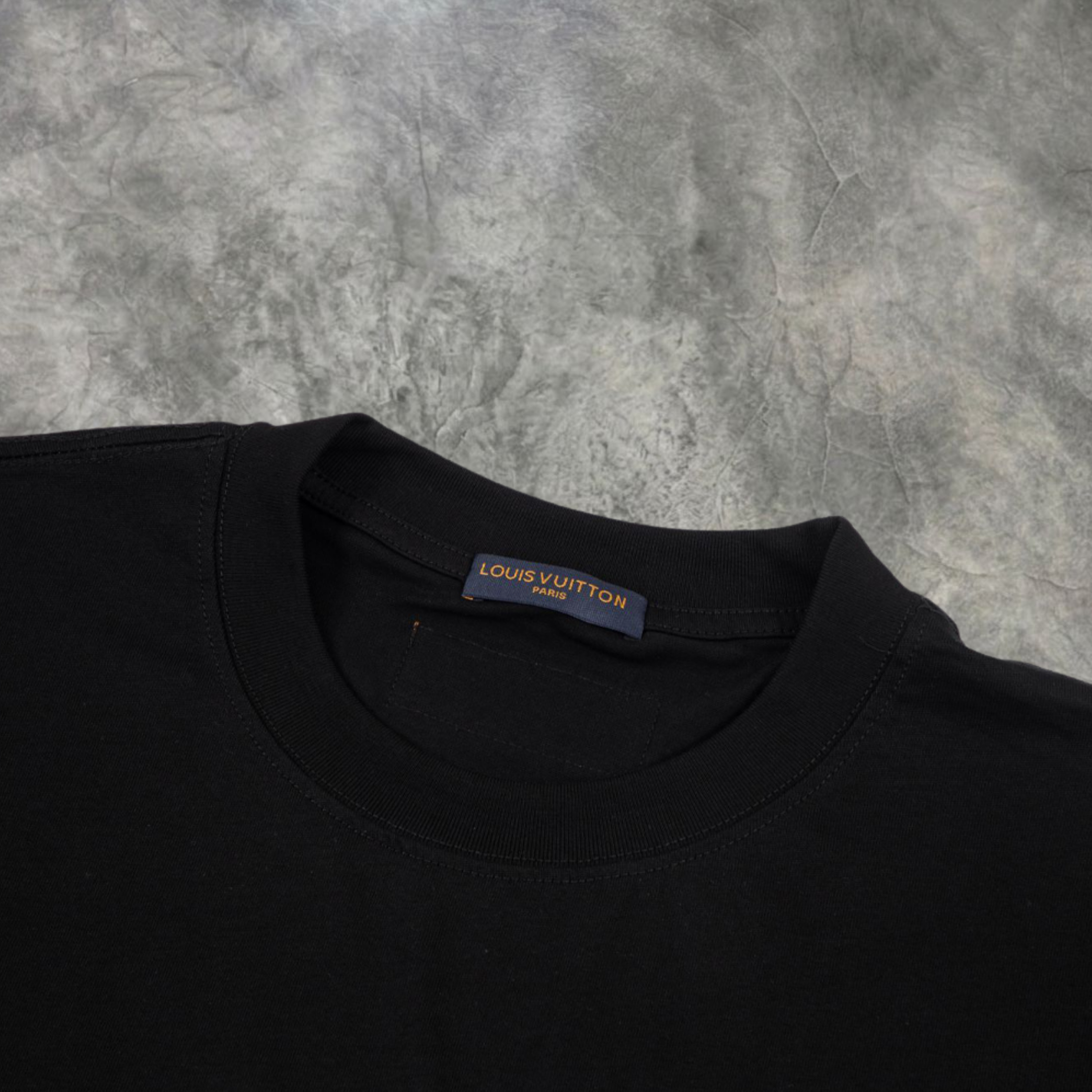 Elvare Club® T-shirt