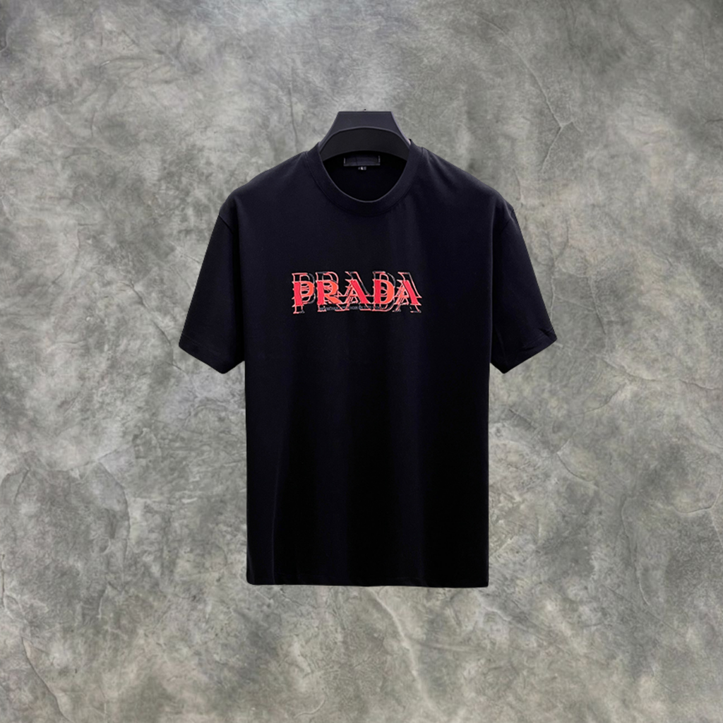 Elvare Club® T-Shirt