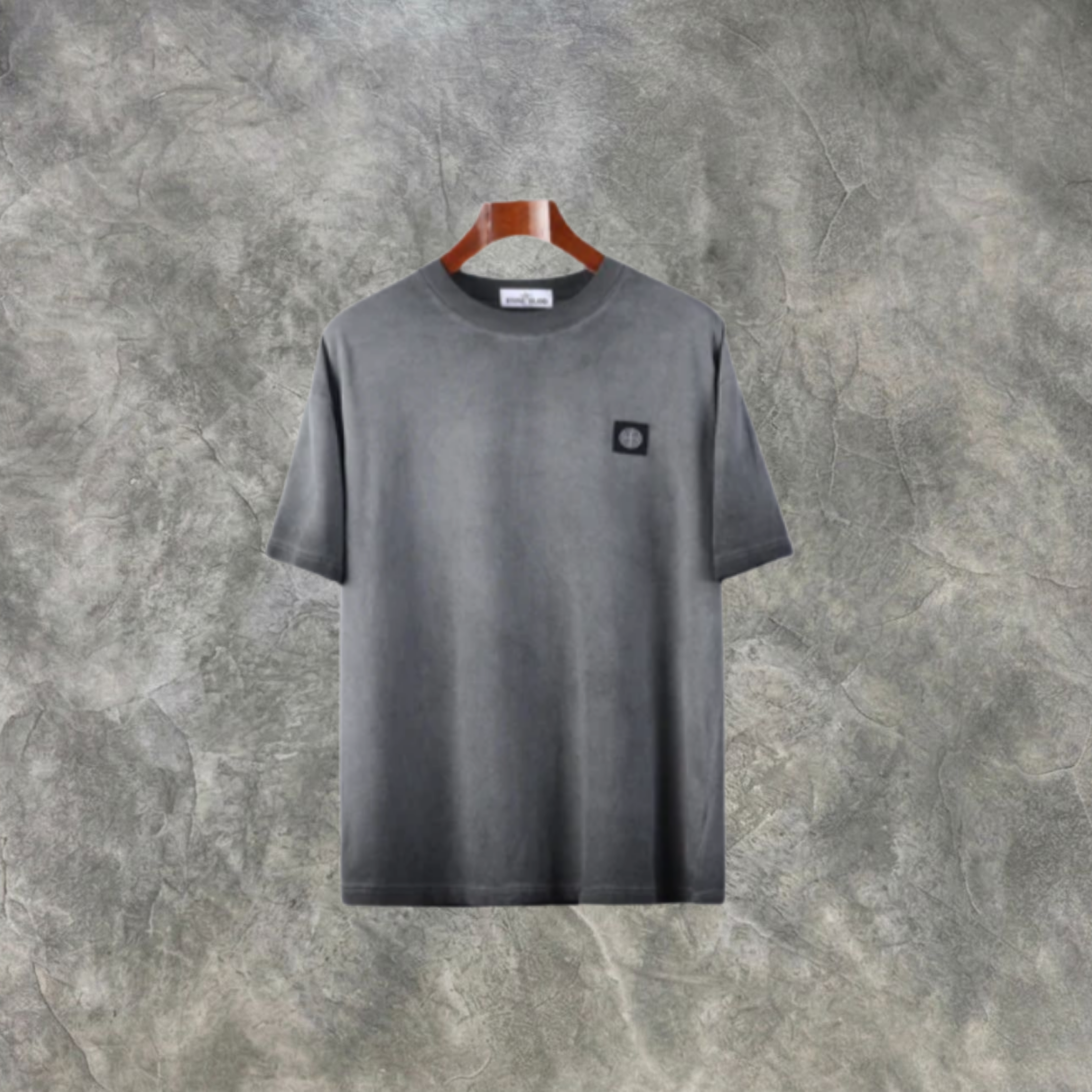 Elvare Club® T-Shirt