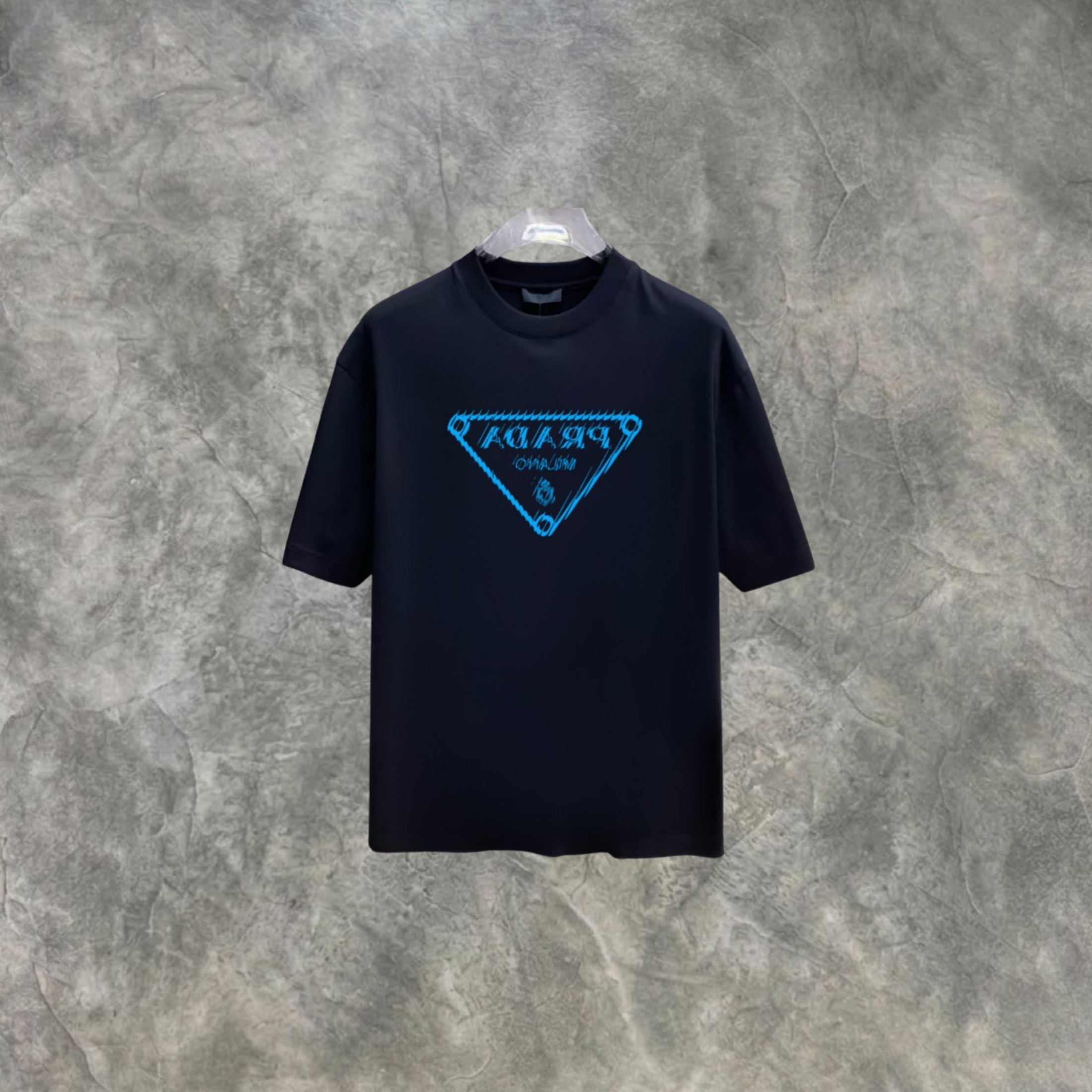 Elvare Club® T-Shirt