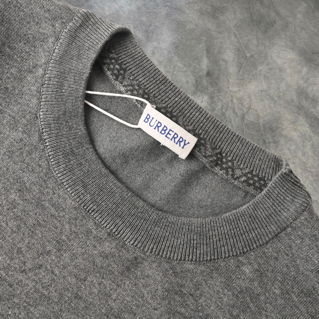 Elvare Club® T-Shirt