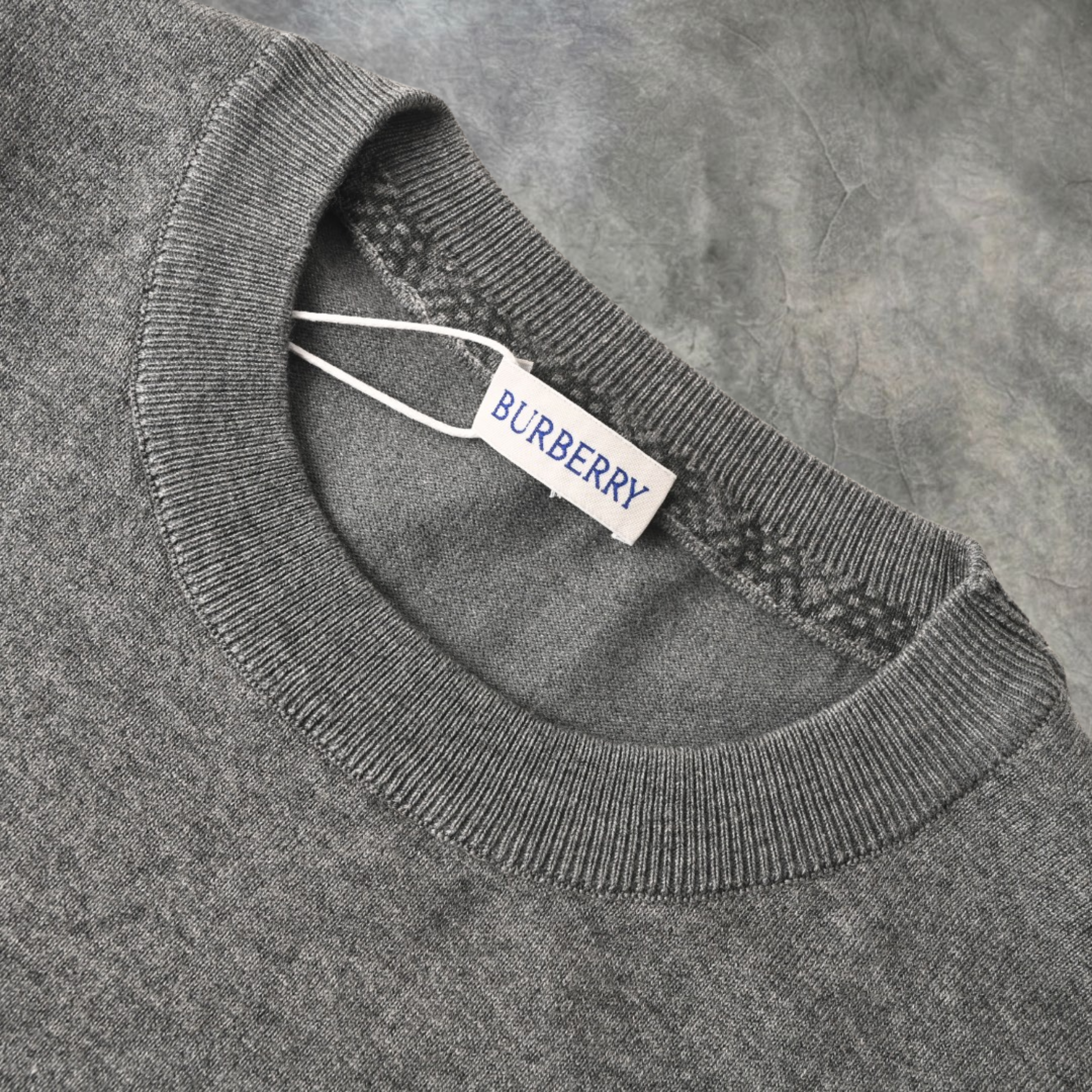 Elvare Club® T-Shirt