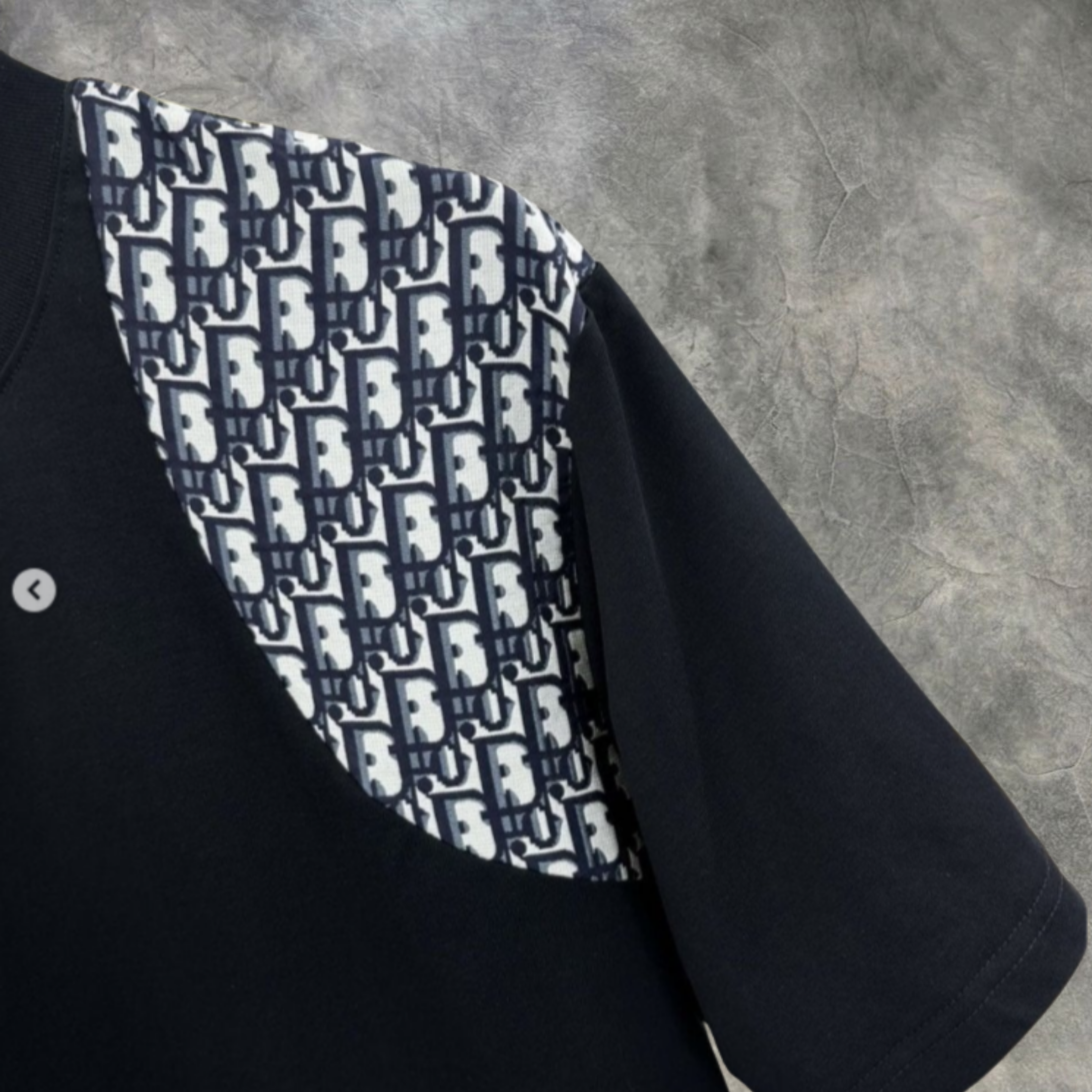 Elvare Club® T-Shirt