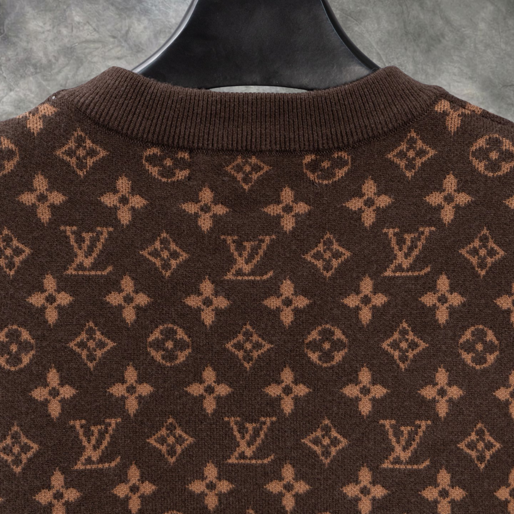 Elvare Club® Sweater