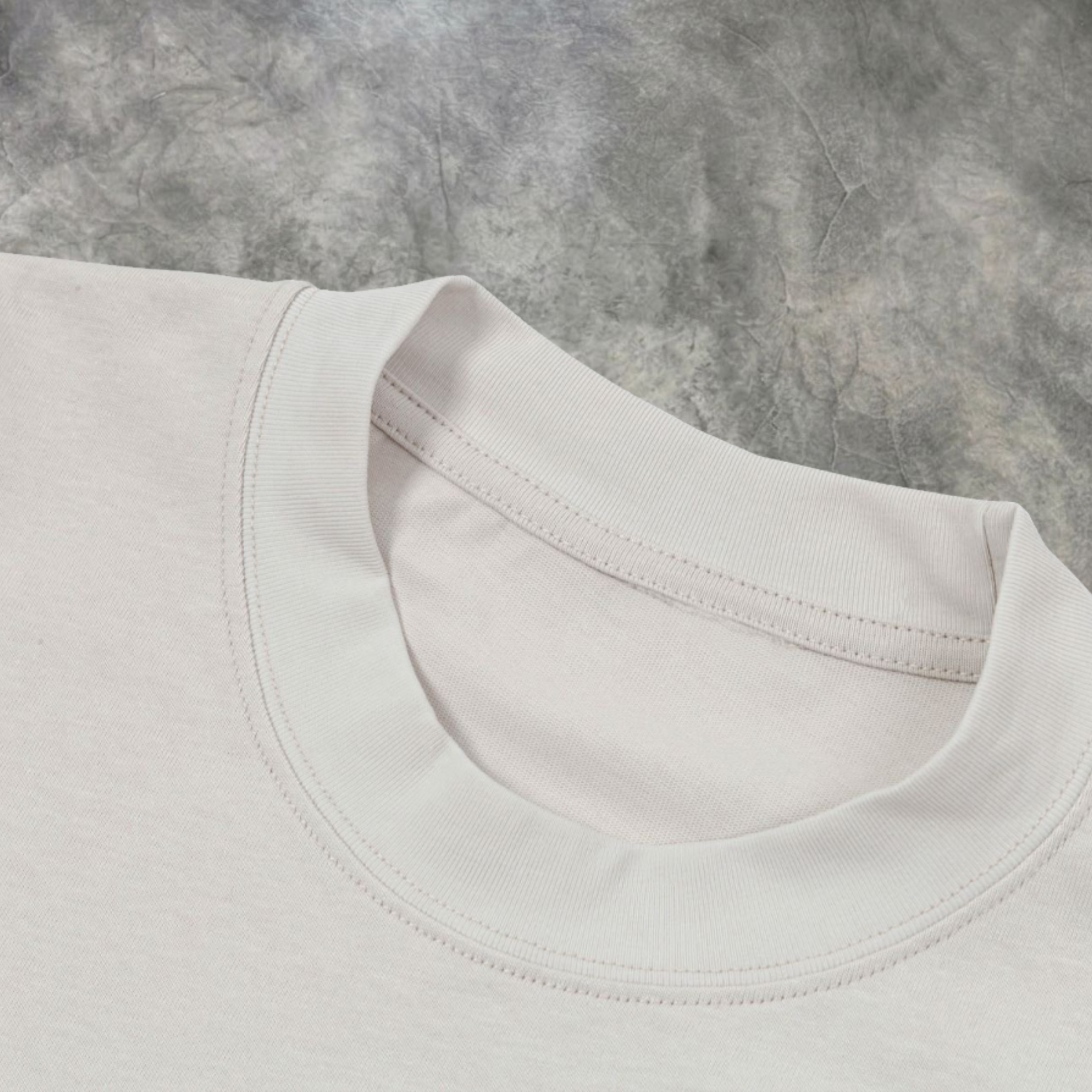 Elvare Club® T-Shirt