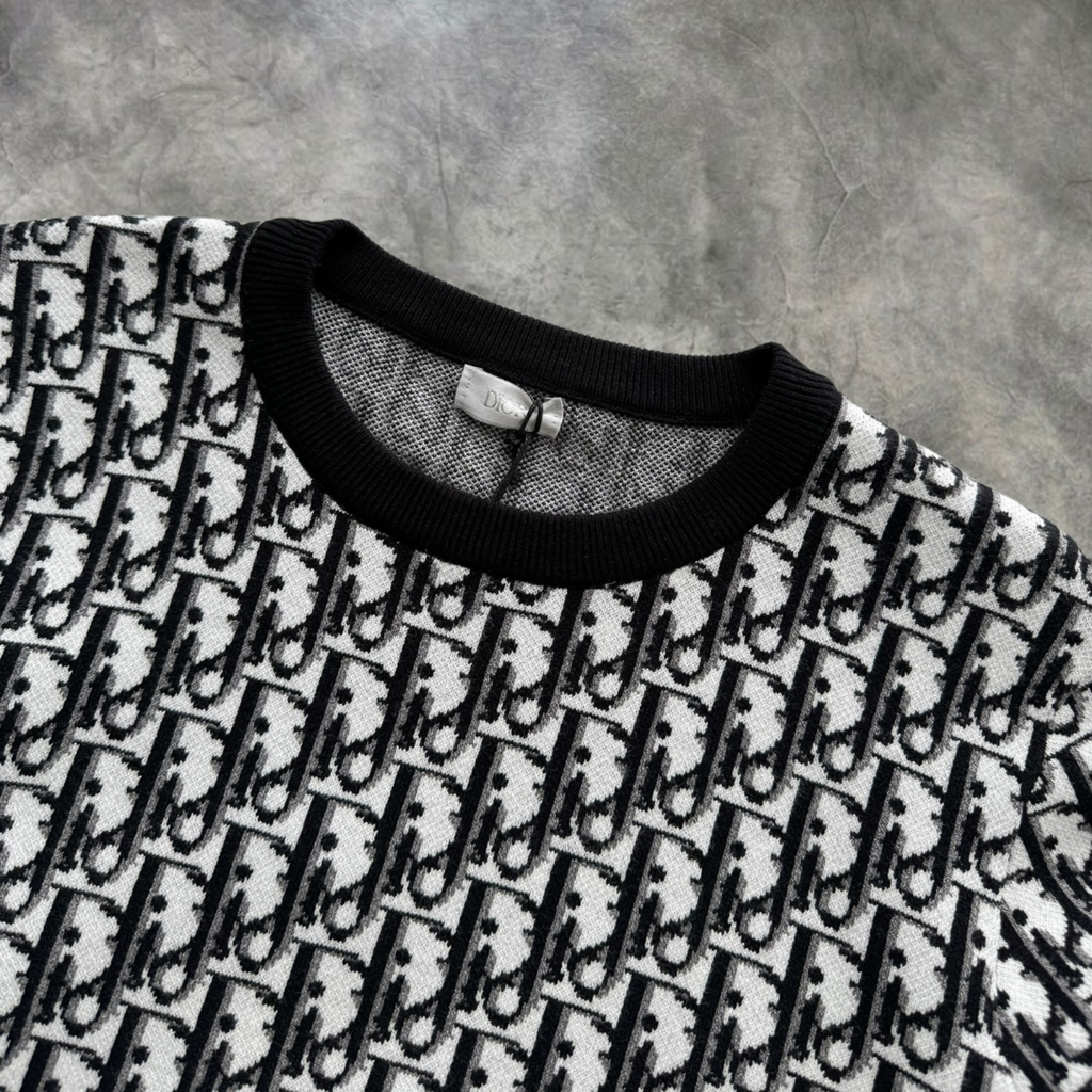 Elvare Club® Sweater