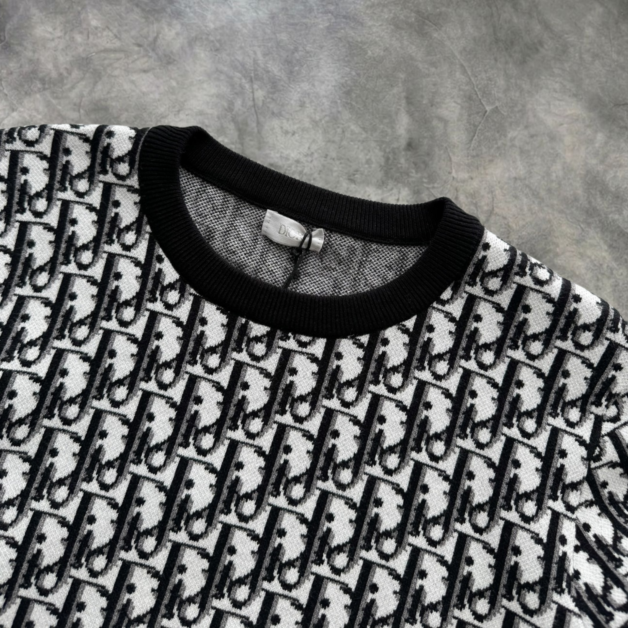 Elvare Club® Sweater