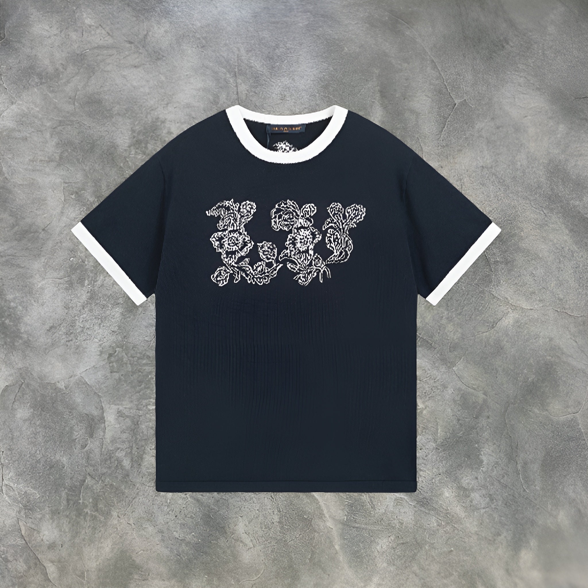 Elvare Club® T-Shirt