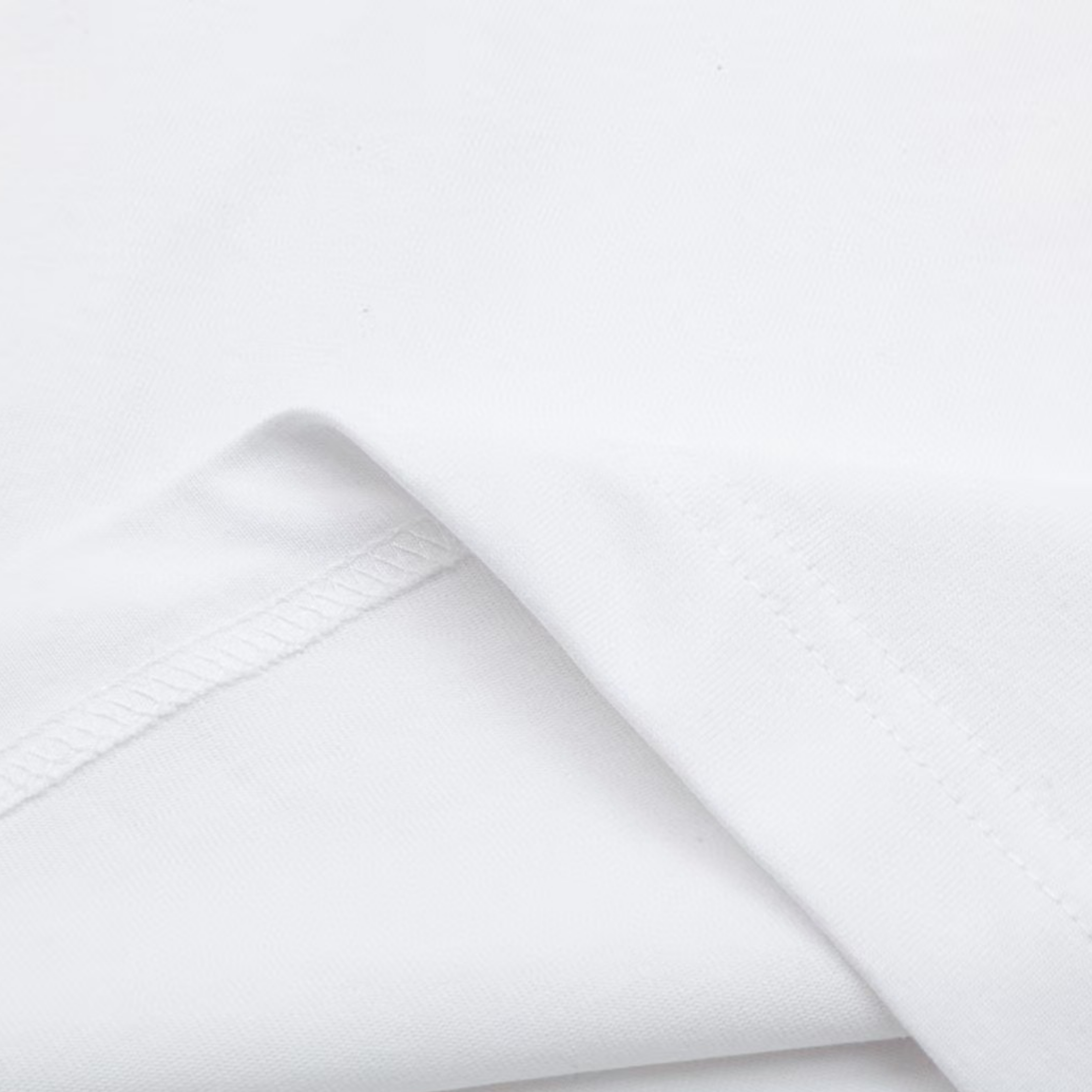 Elvare Club® T-Shirt