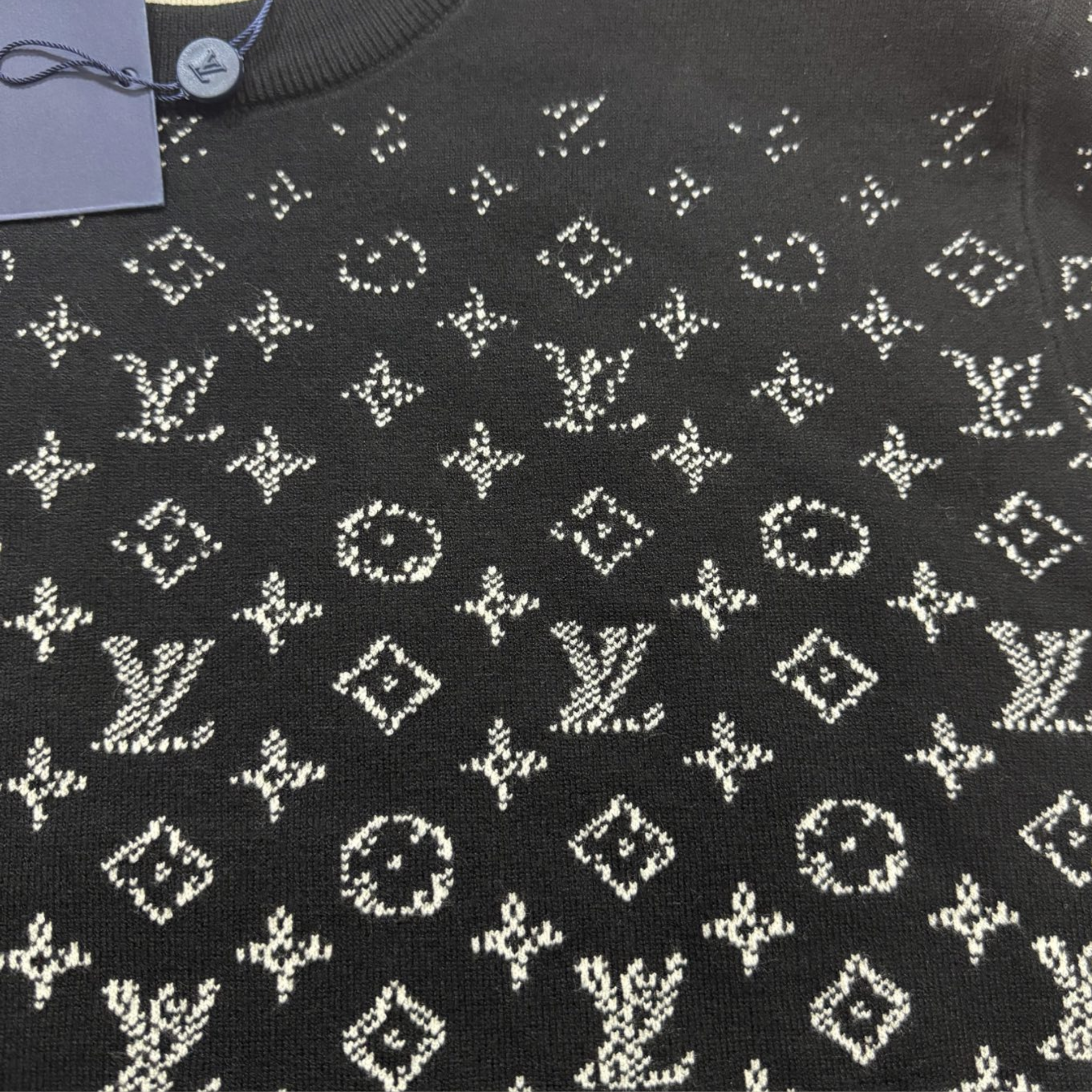Elvare Club® Sweater