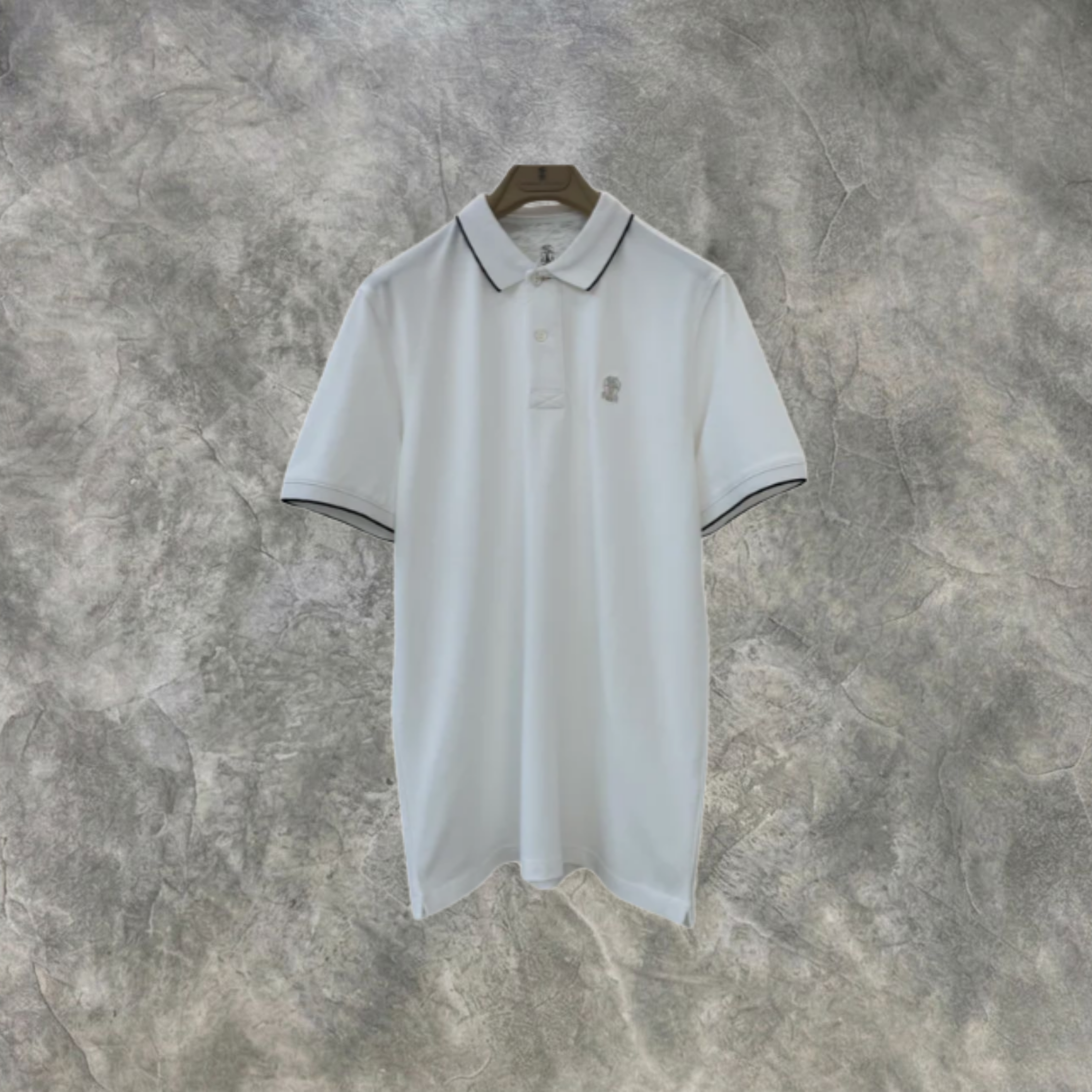Elvare Club® T-Shirt