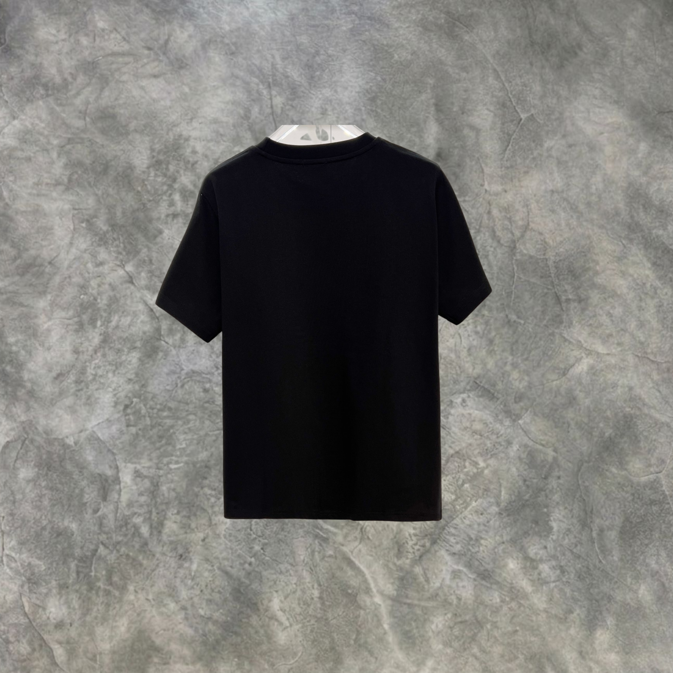 Elvare Club® T-Shirt