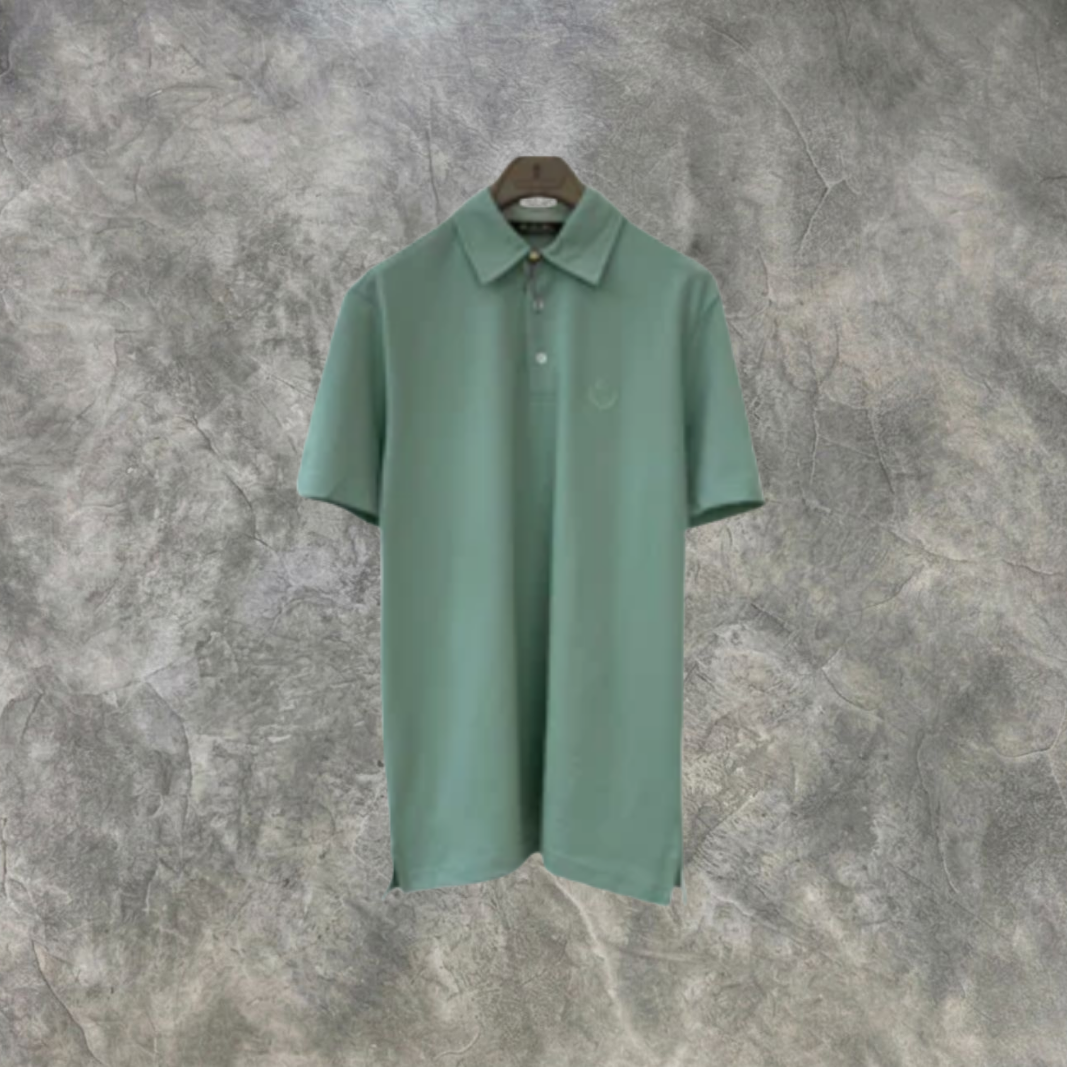 Elvare Club® T-Shirt