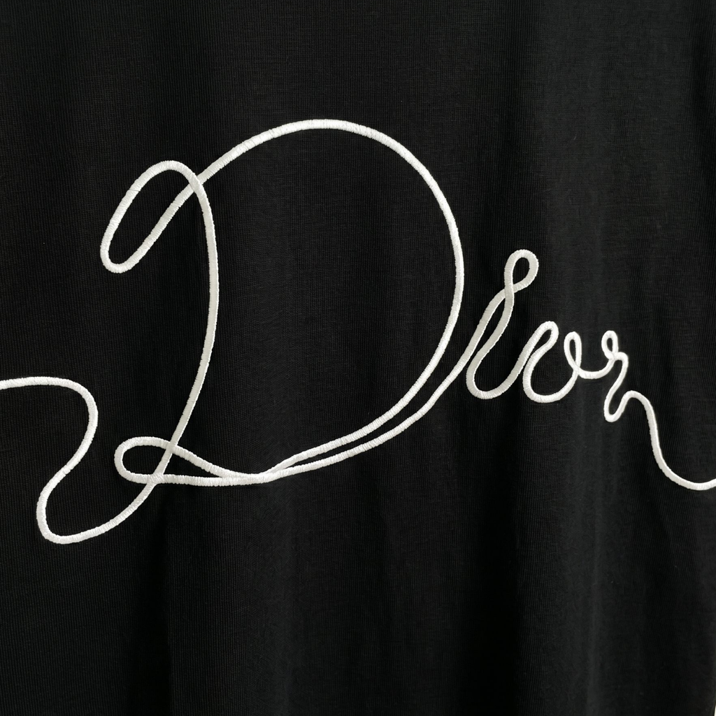 Elvare Club® T-shirt