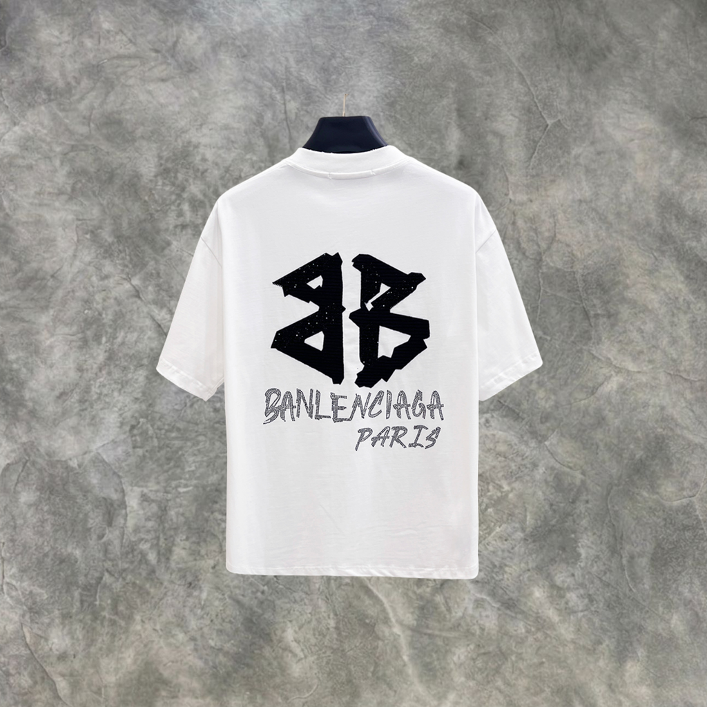 Elvare Club® T-Shirt