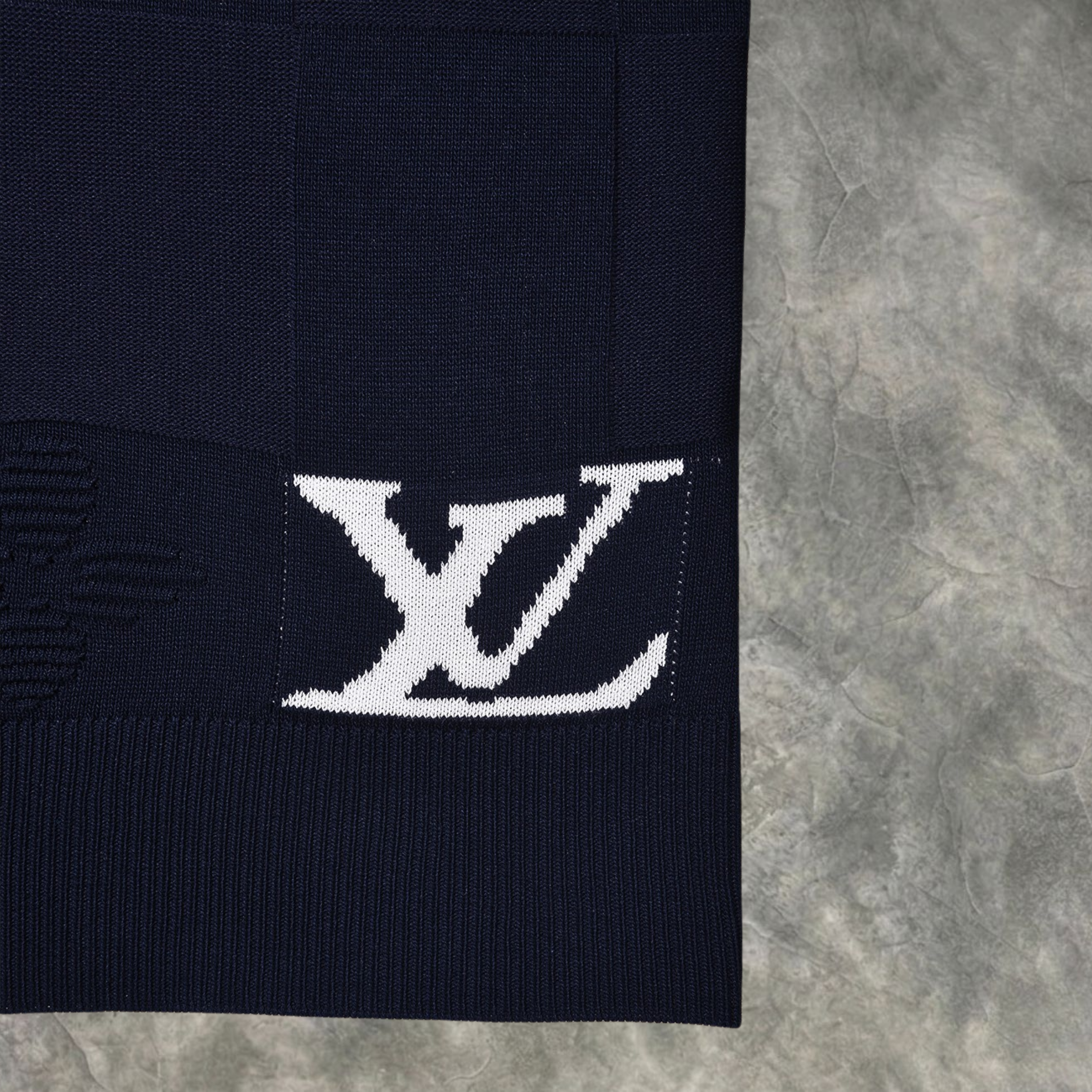 Elvare Club® T-shirt