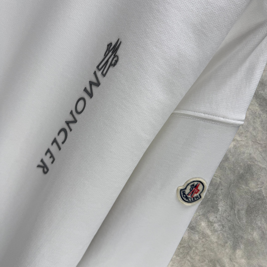 Elvare Club® Sweater