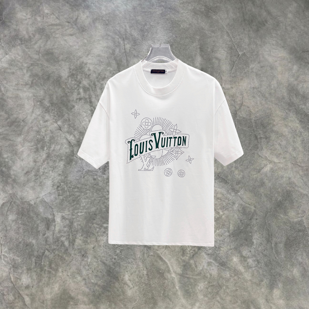 Elvare Club® T-Shirt