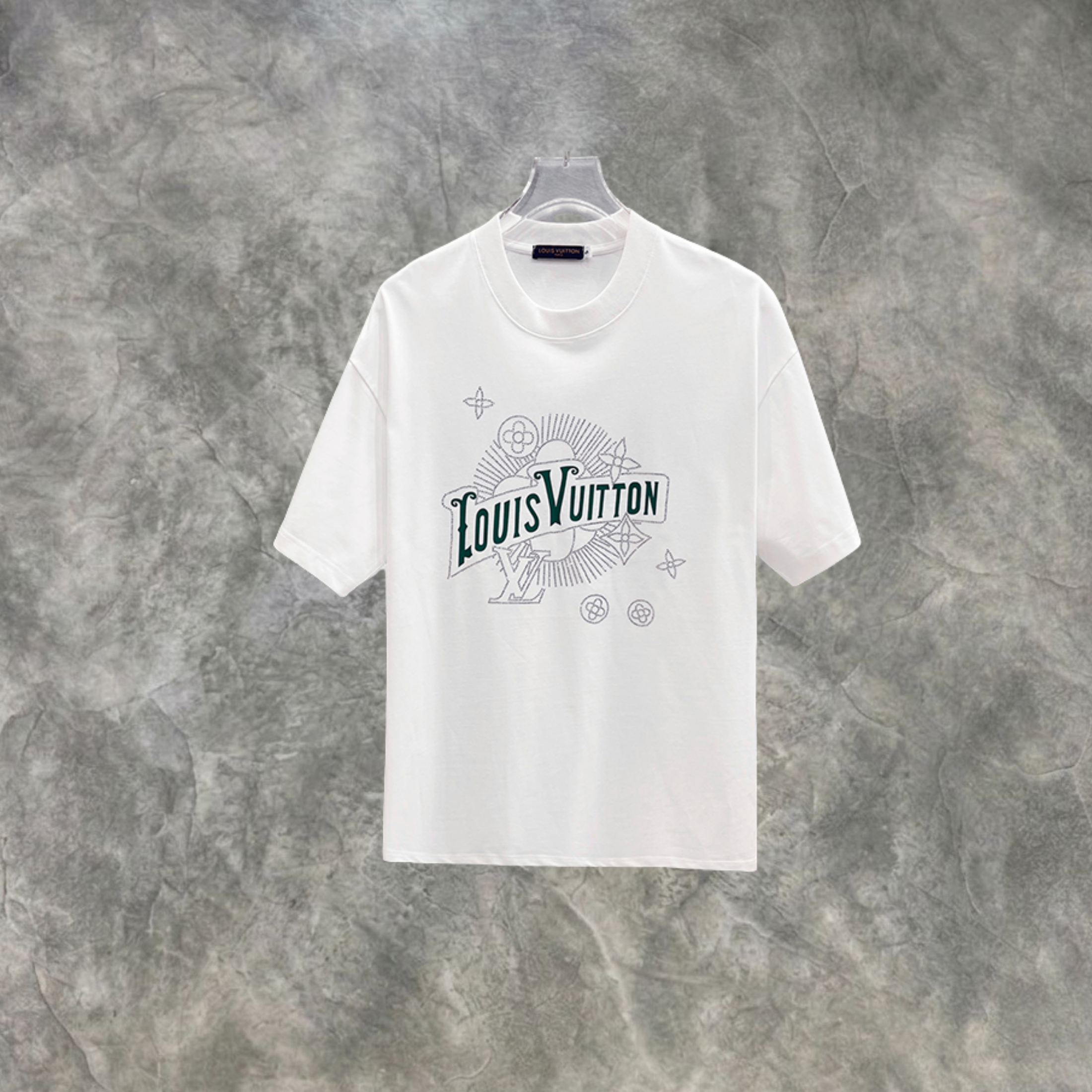 Elvare Club® T-Shirt