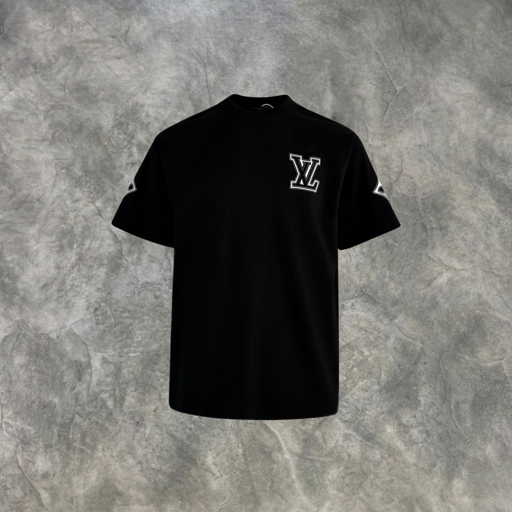 Elvare Club® T-Shirt