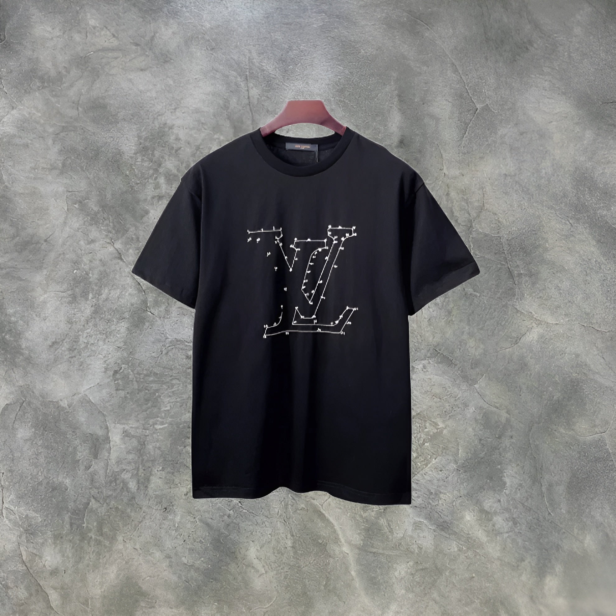 Elvare Club® T-Shirt