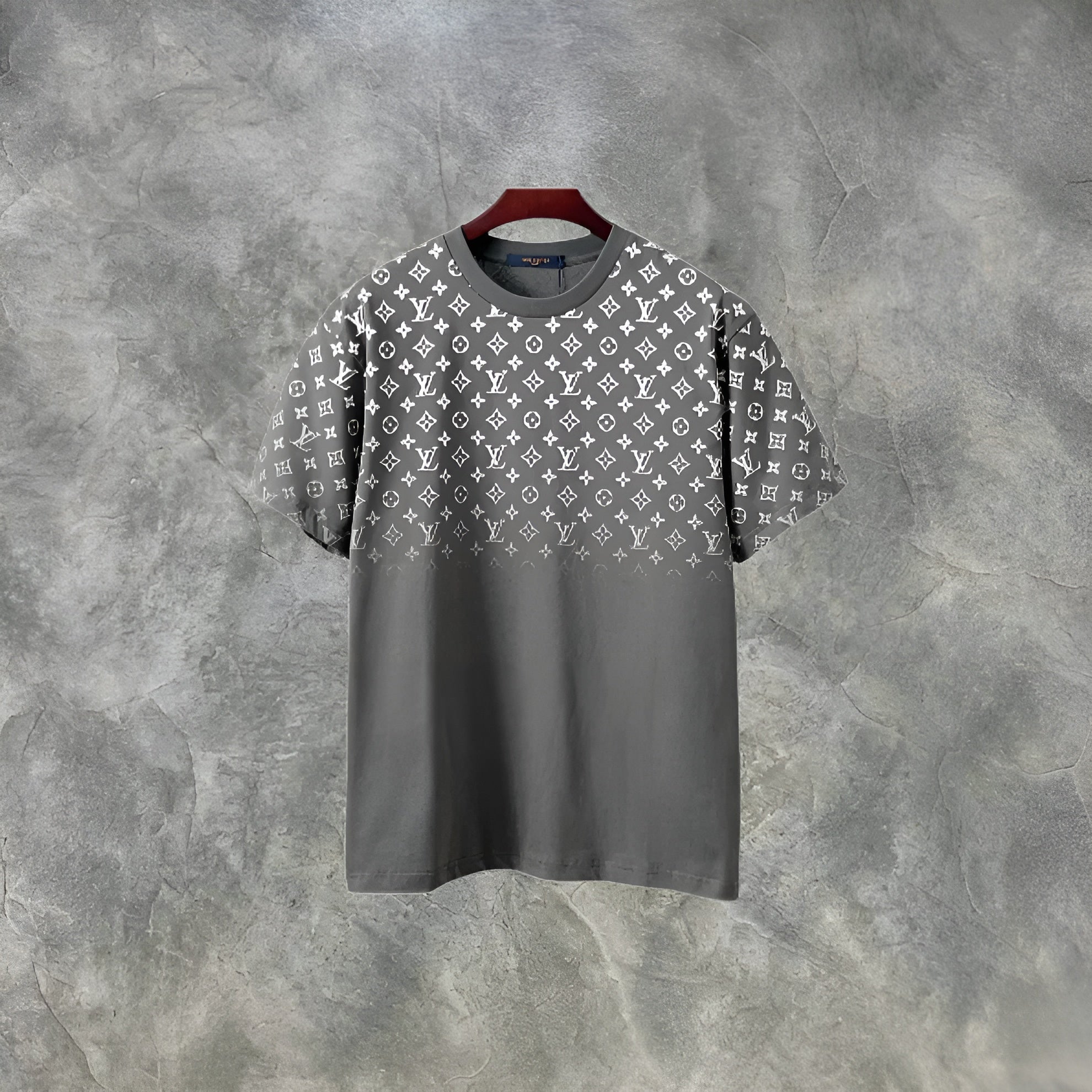 Elvare Club® T-Shirt