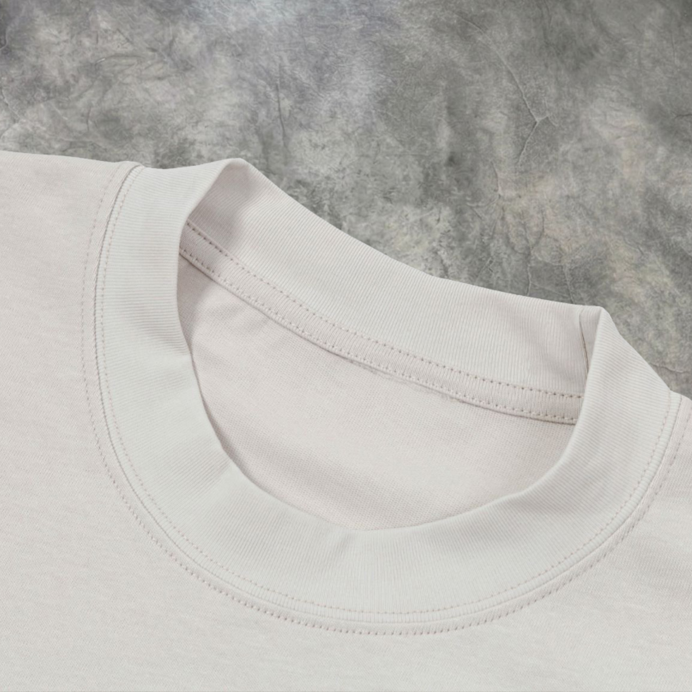 Elvare Club® T-Shirt