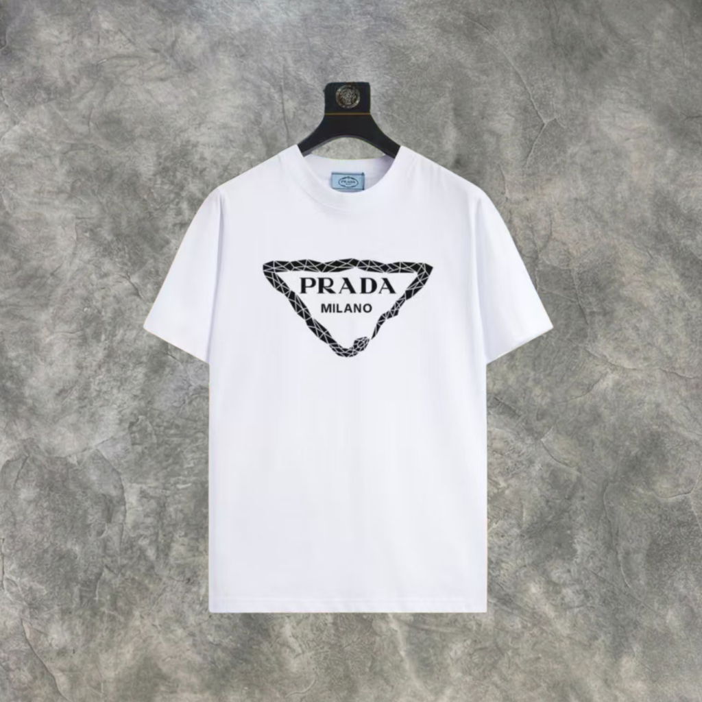 Elvare Club® T-shirt