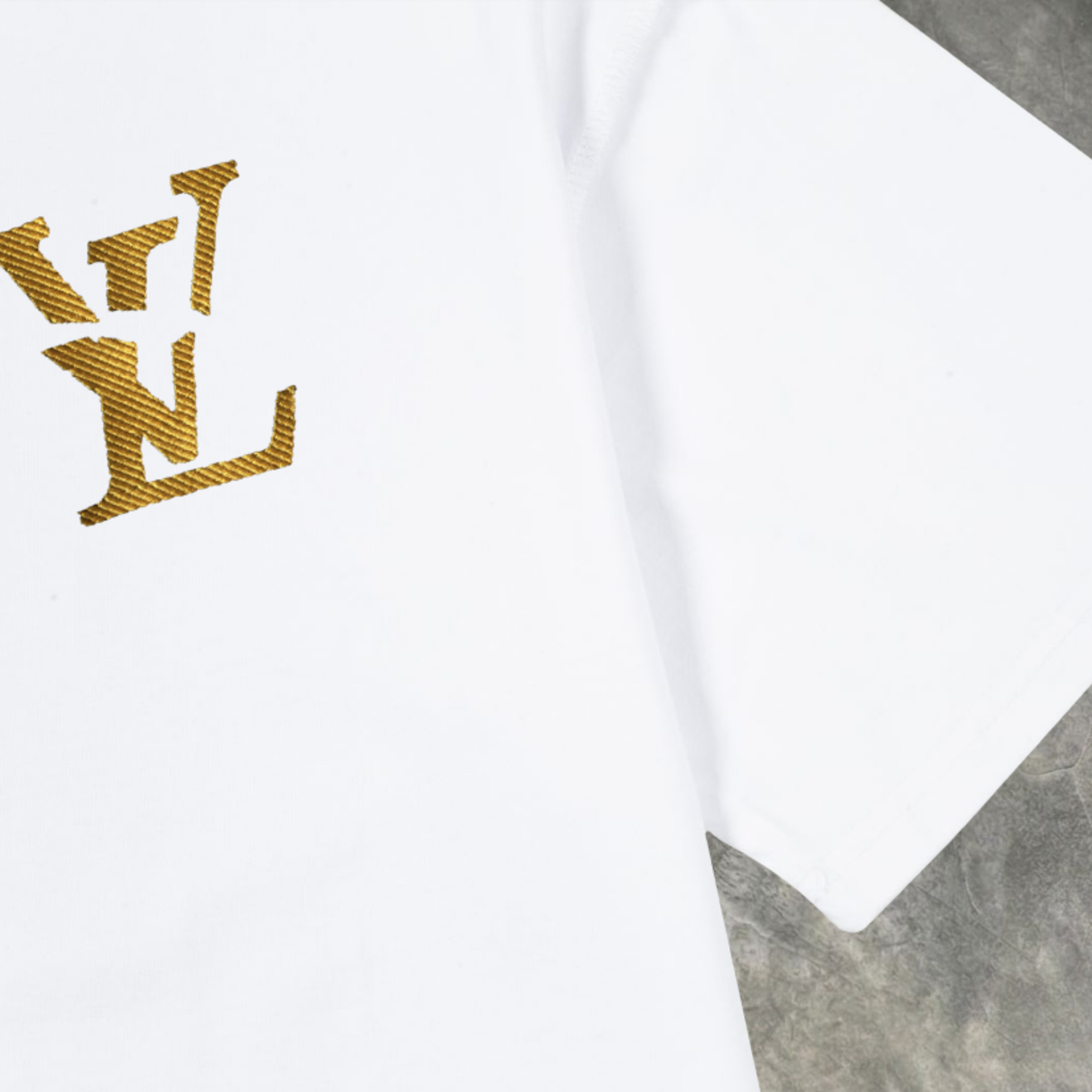 Elvare Club® T-shirt