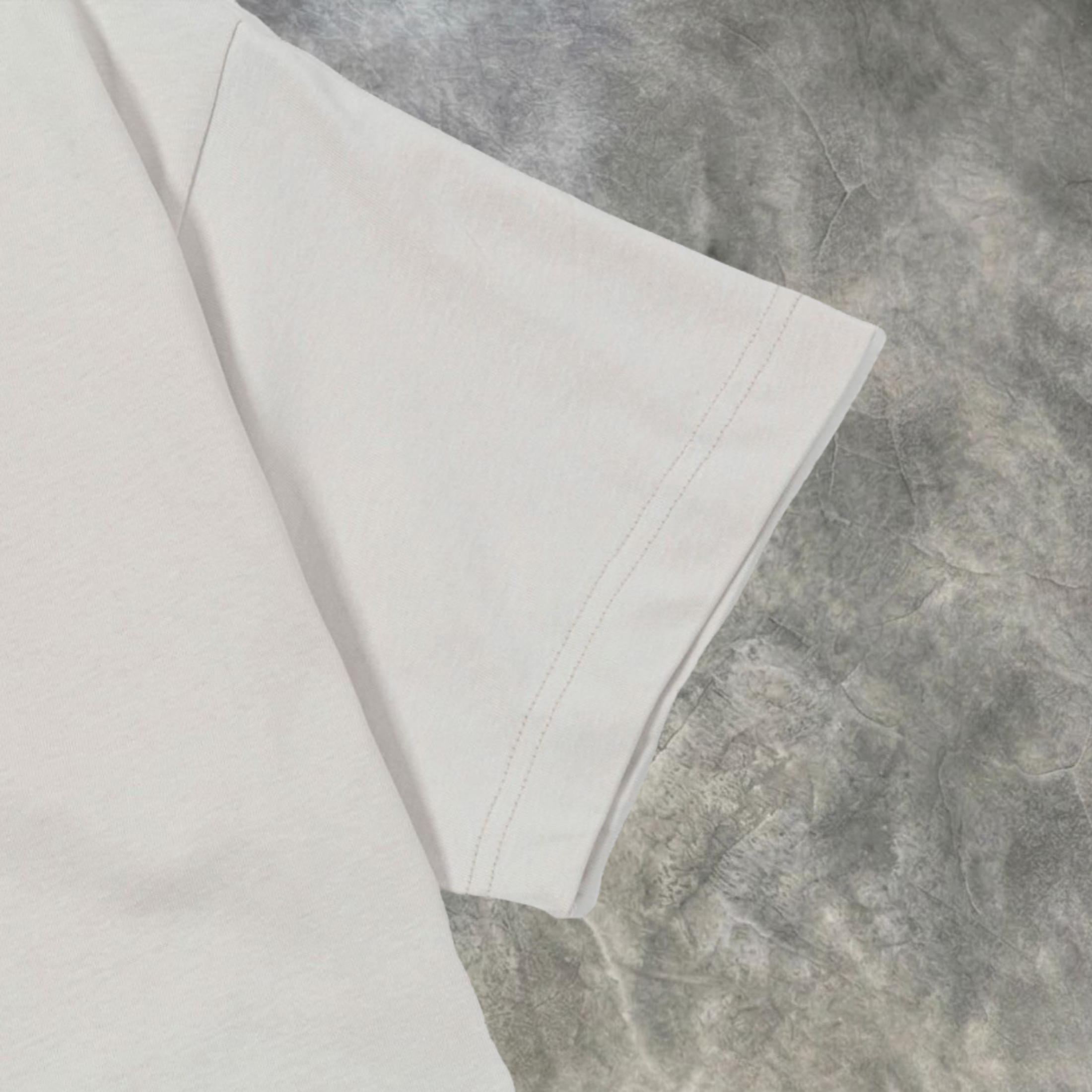 Elvare Club® T-Shirt