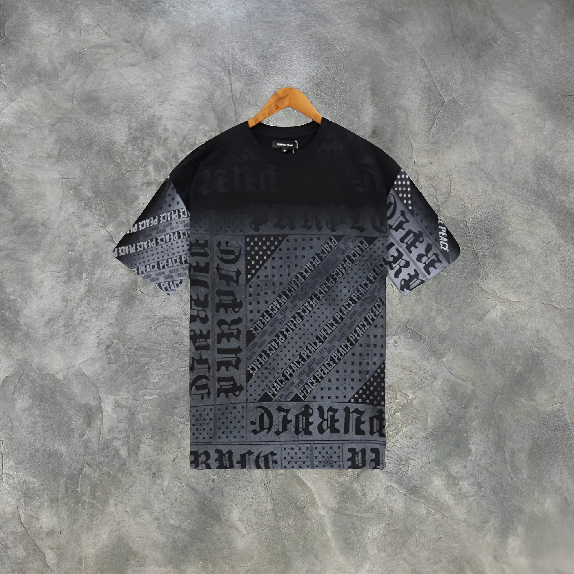 Elvare Club® T-Shirt