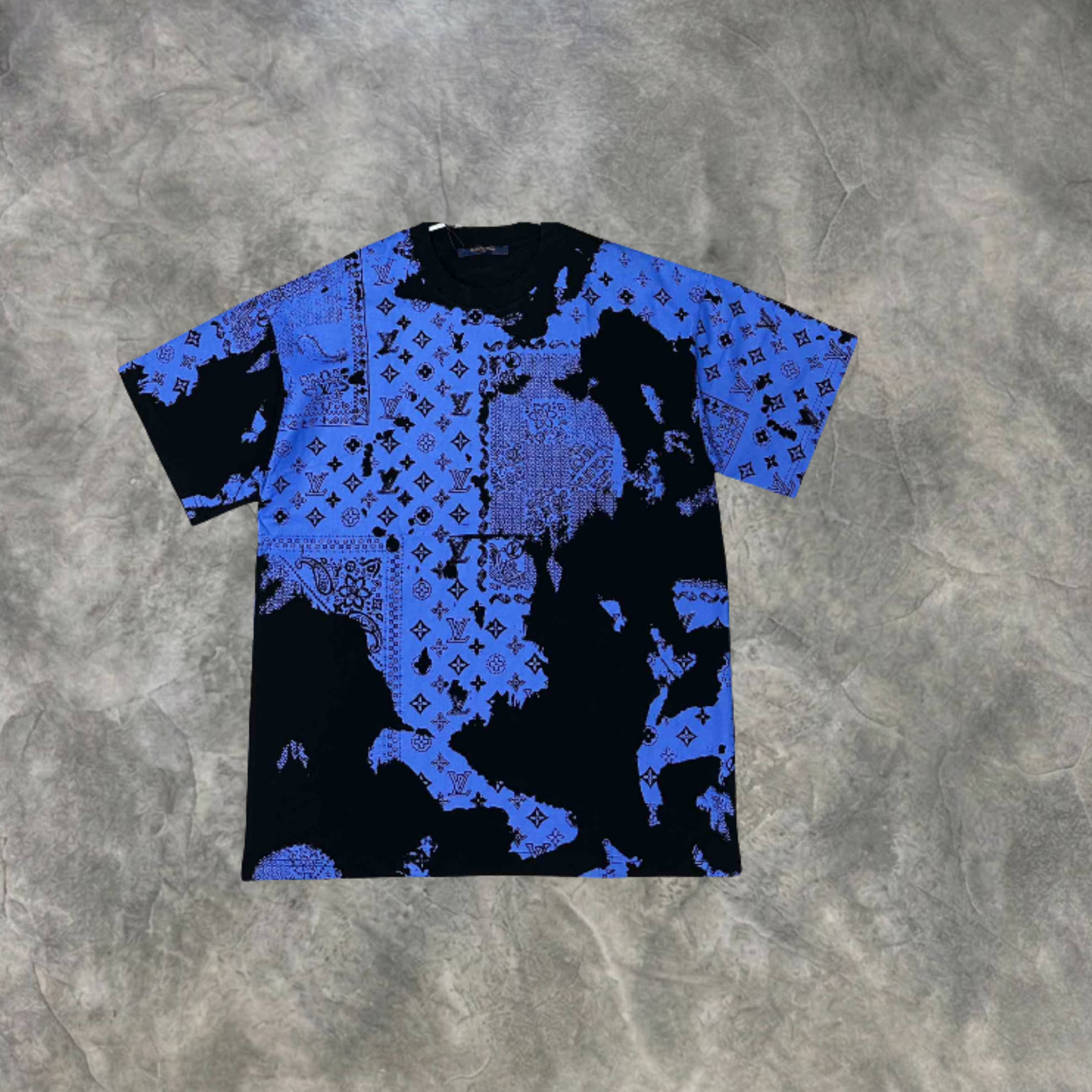 Elvare Club® T-Shirt