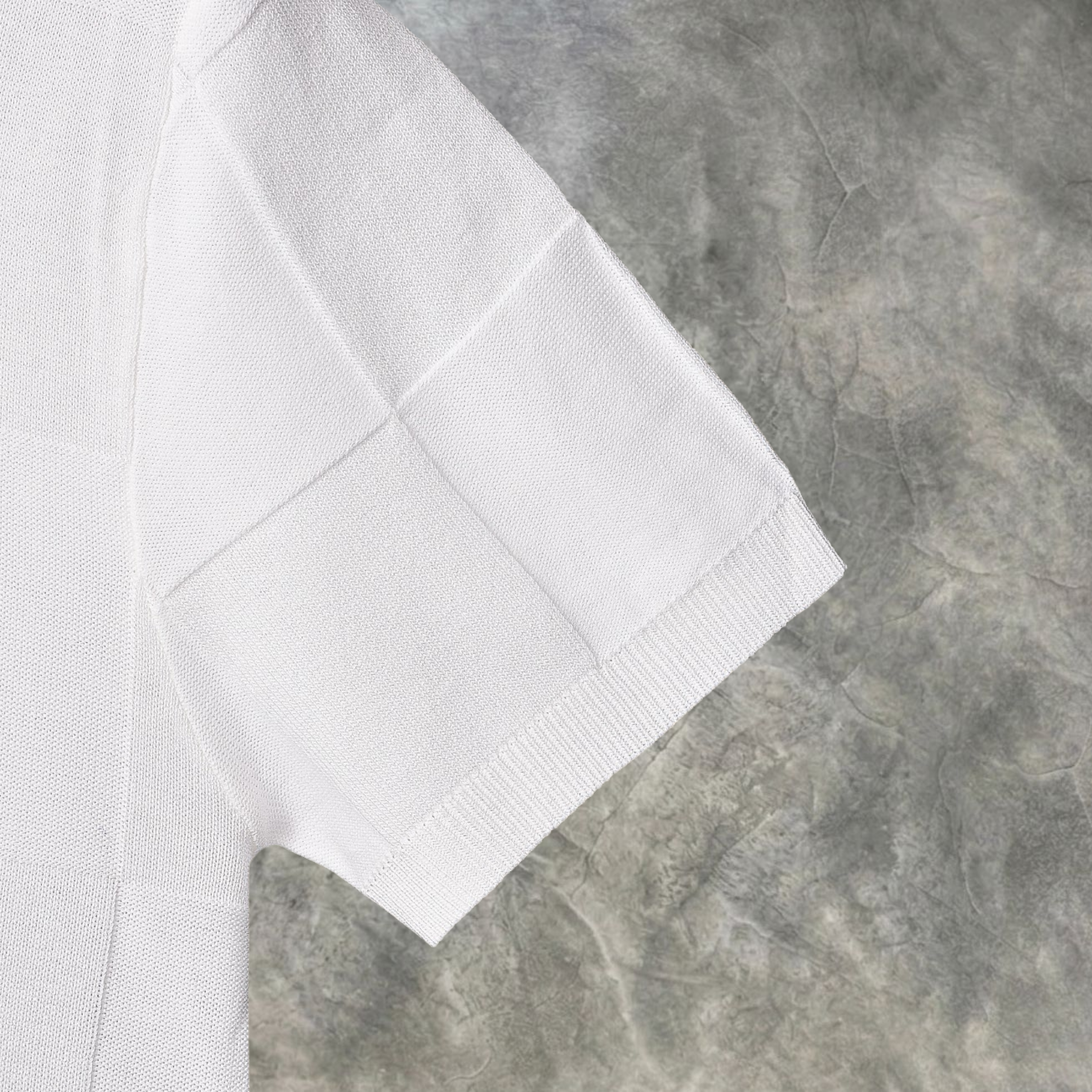 Elvare Club® T-shirt