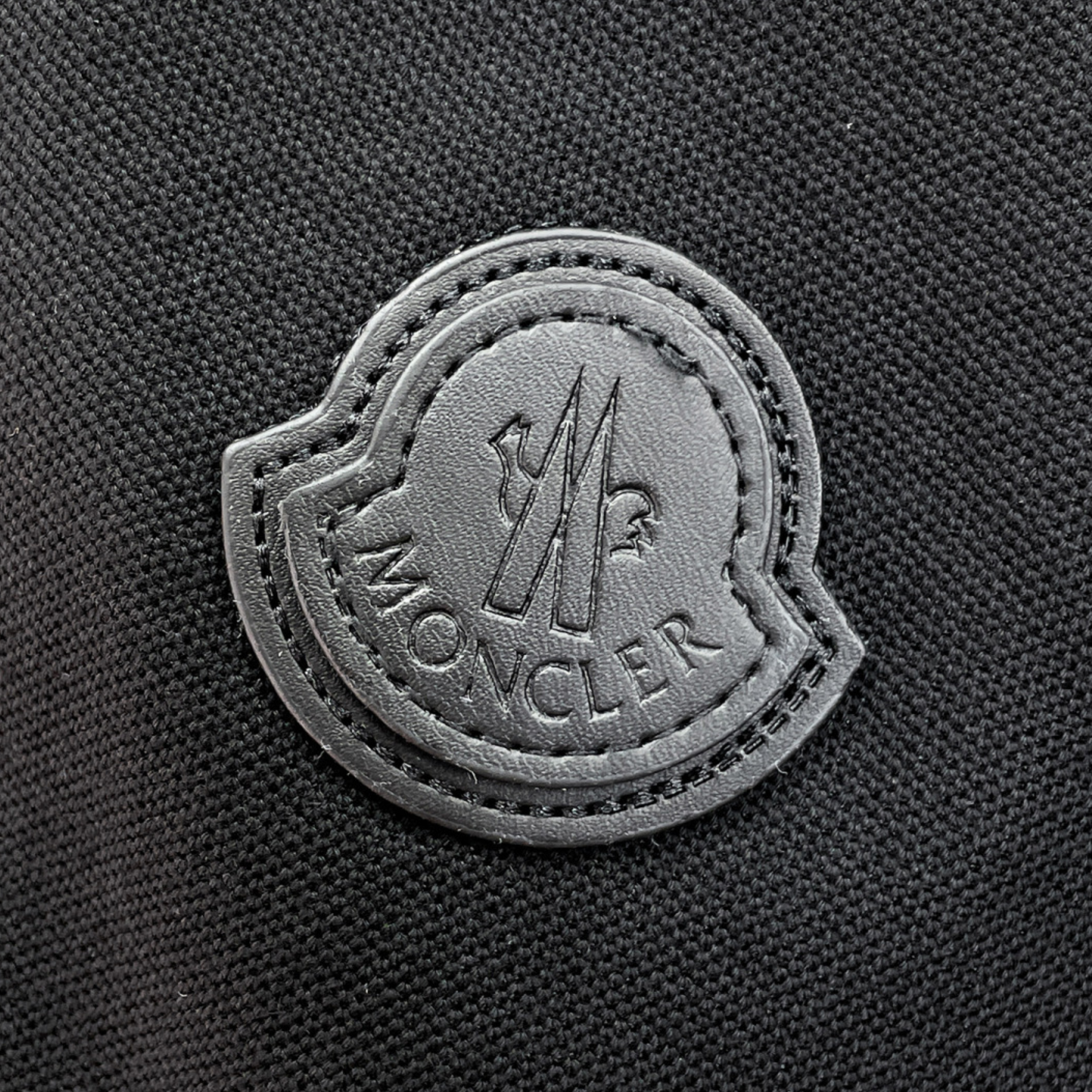 Elvare Club® T-shirt