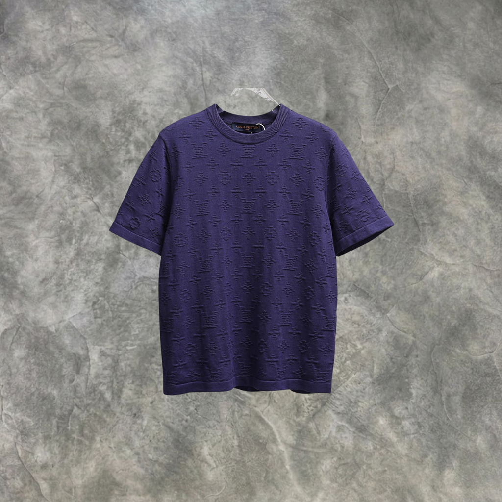 Elvare Club® T-Shirt