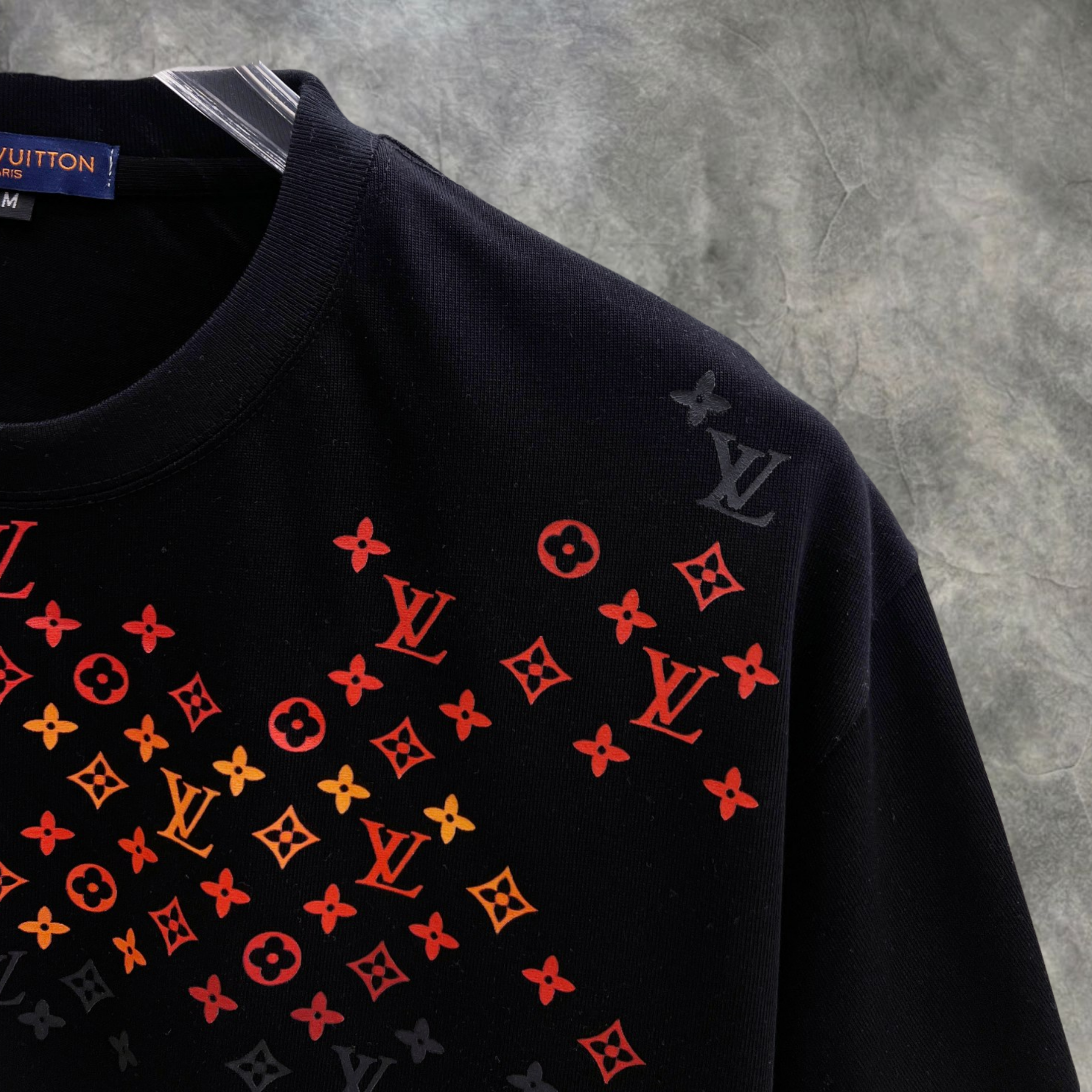 Elvare Club® T-Shirt