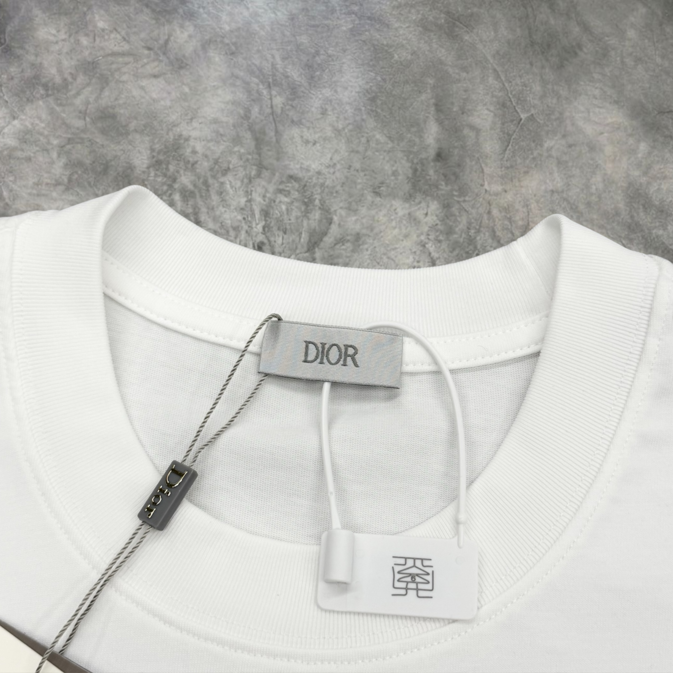 Elvare Club® T-Shirt