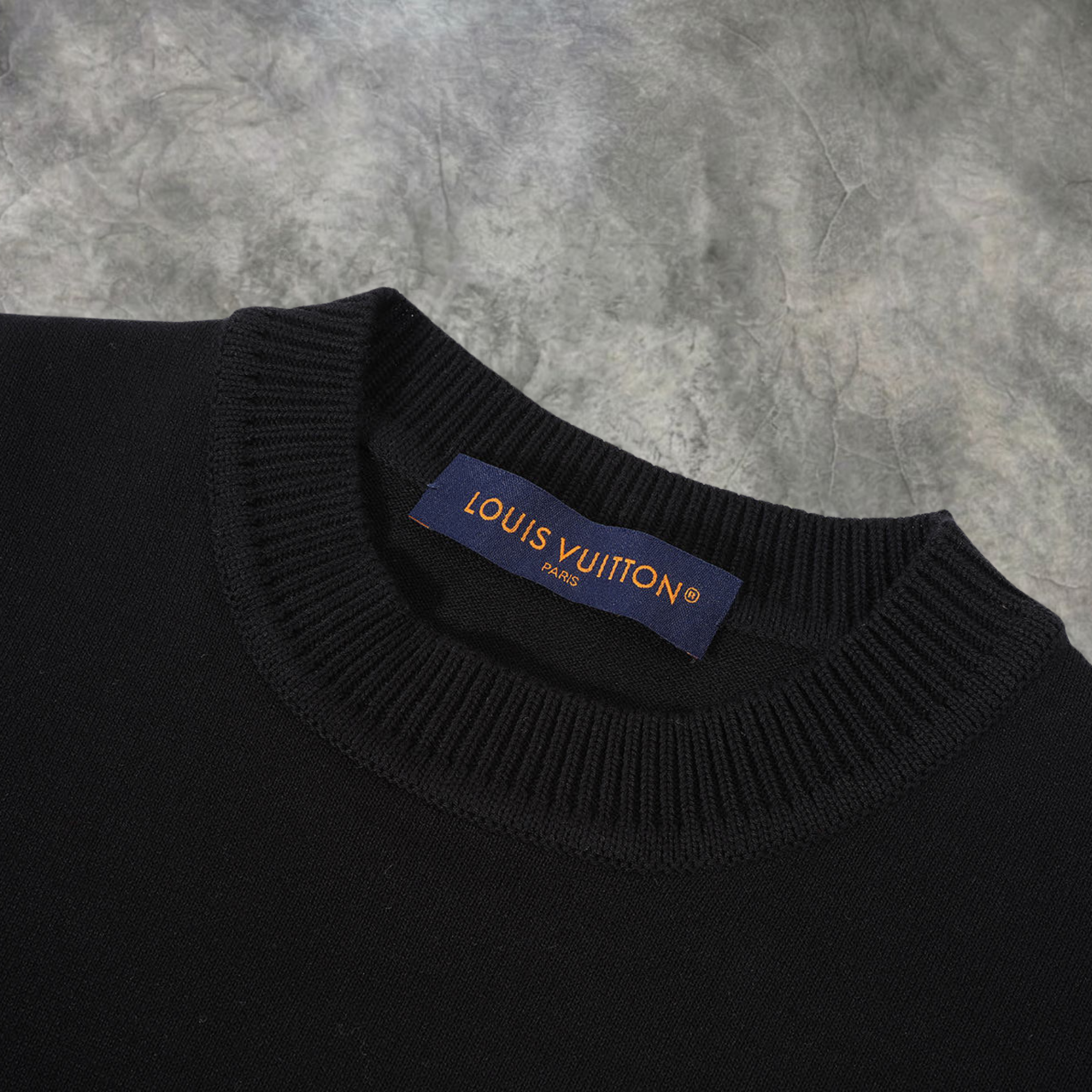 Elvare Club® T-shirt