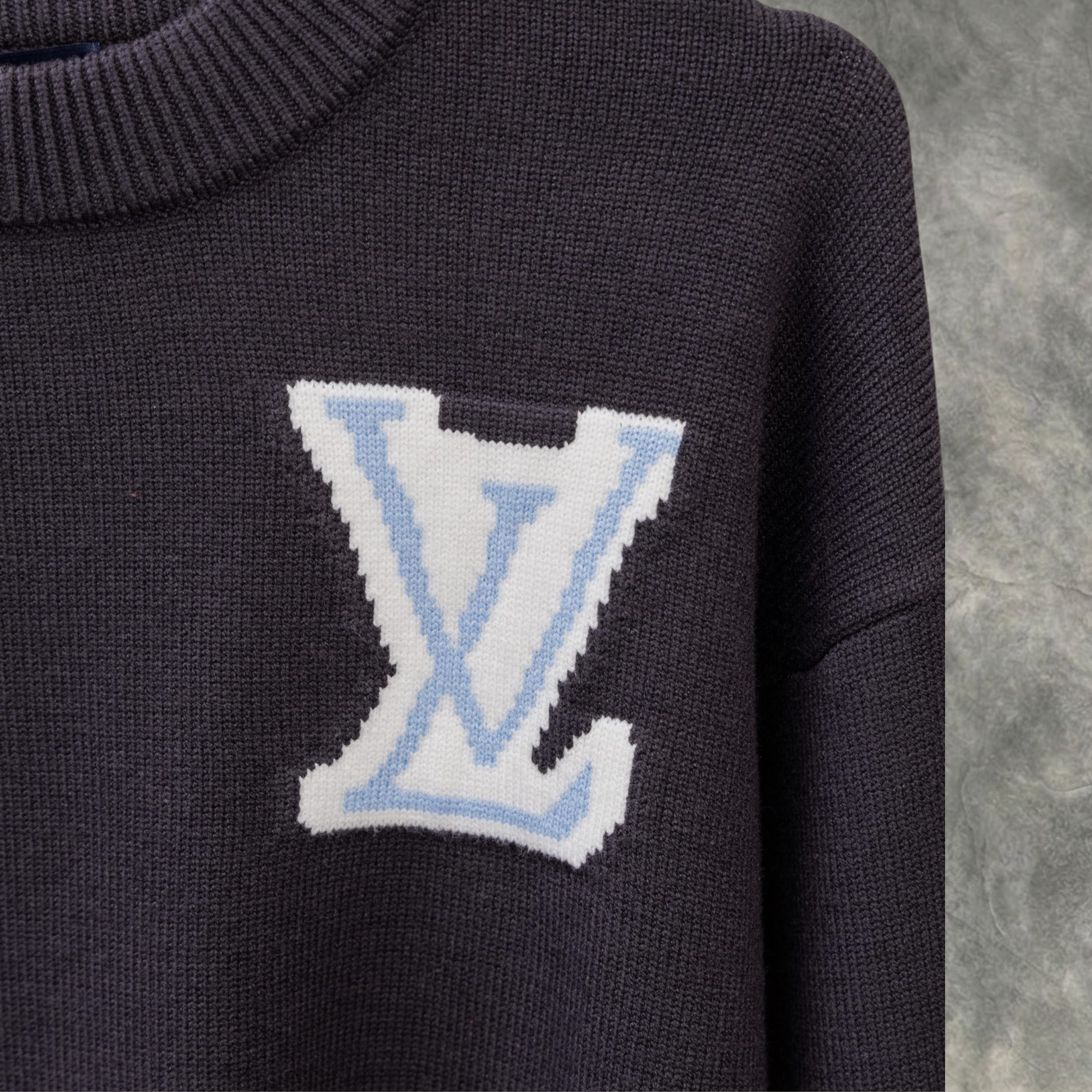 Elvare Club® Sweater