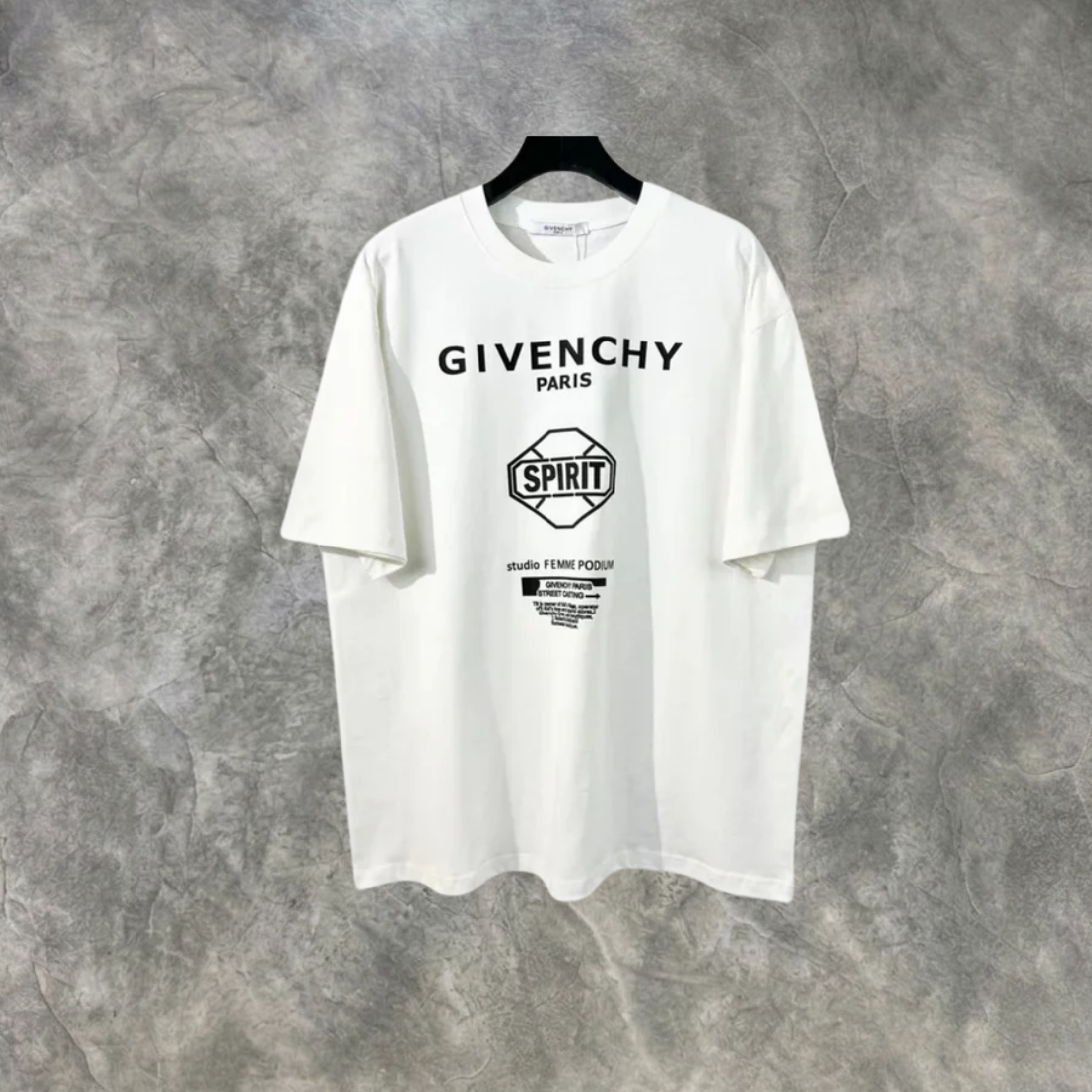 Elvare Club® T-Shirt
