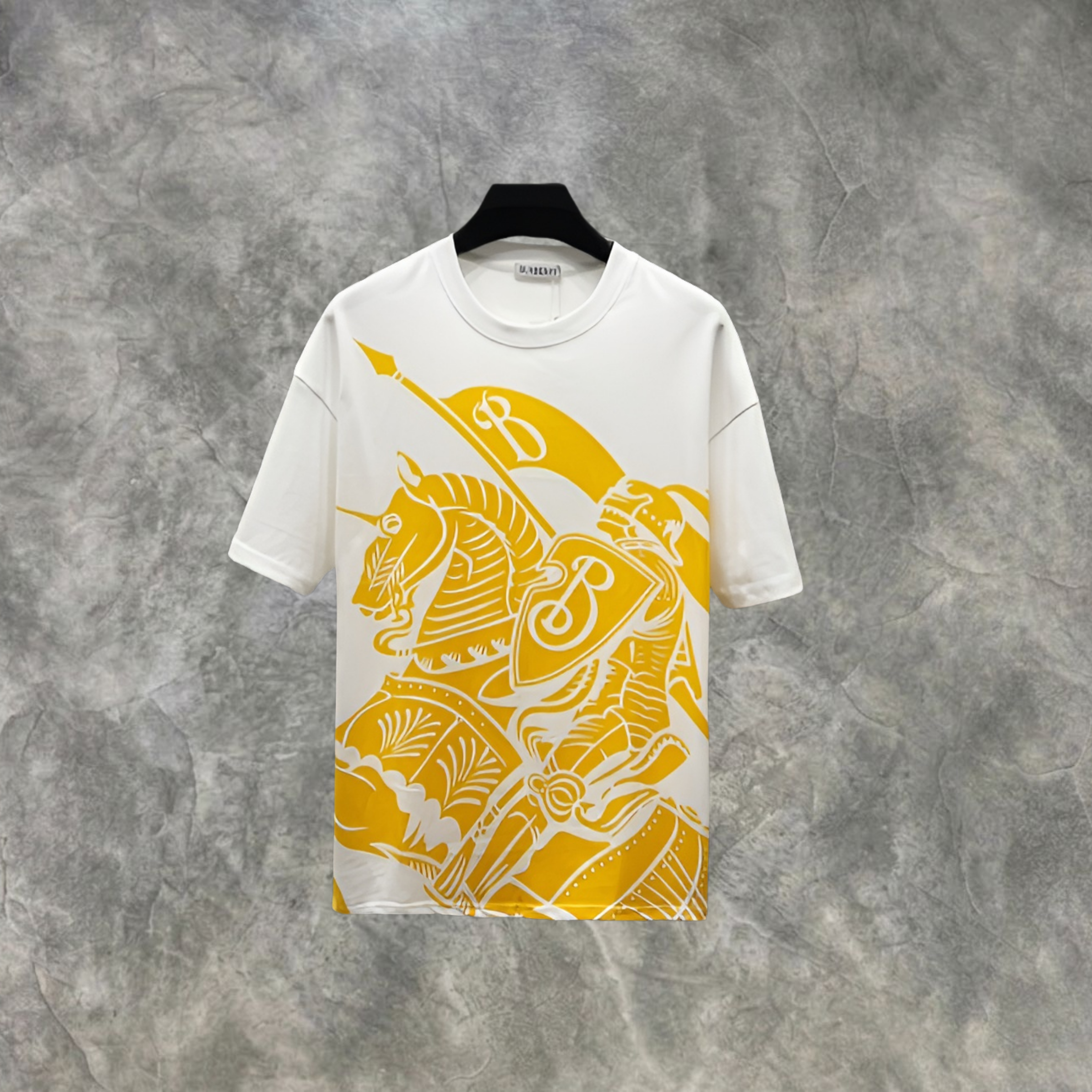 Elvare Club® T-Shirt