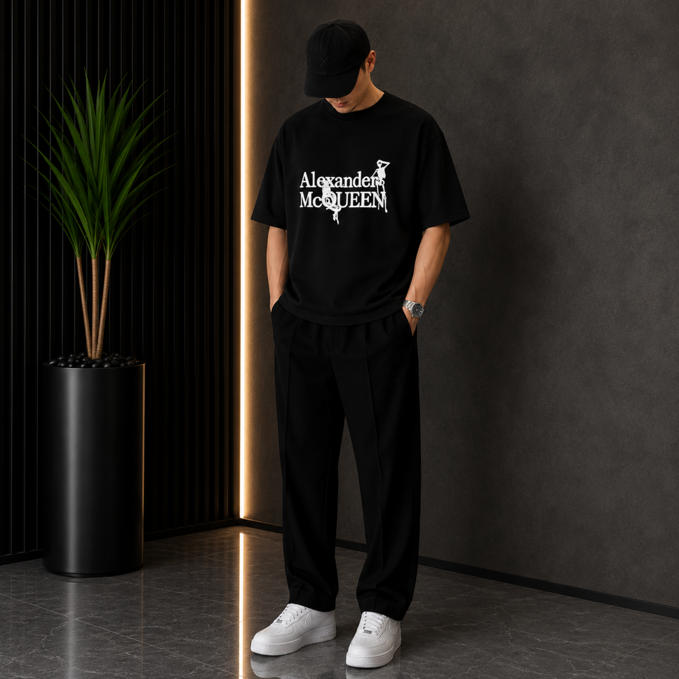 Elvare Club® T-Shirt