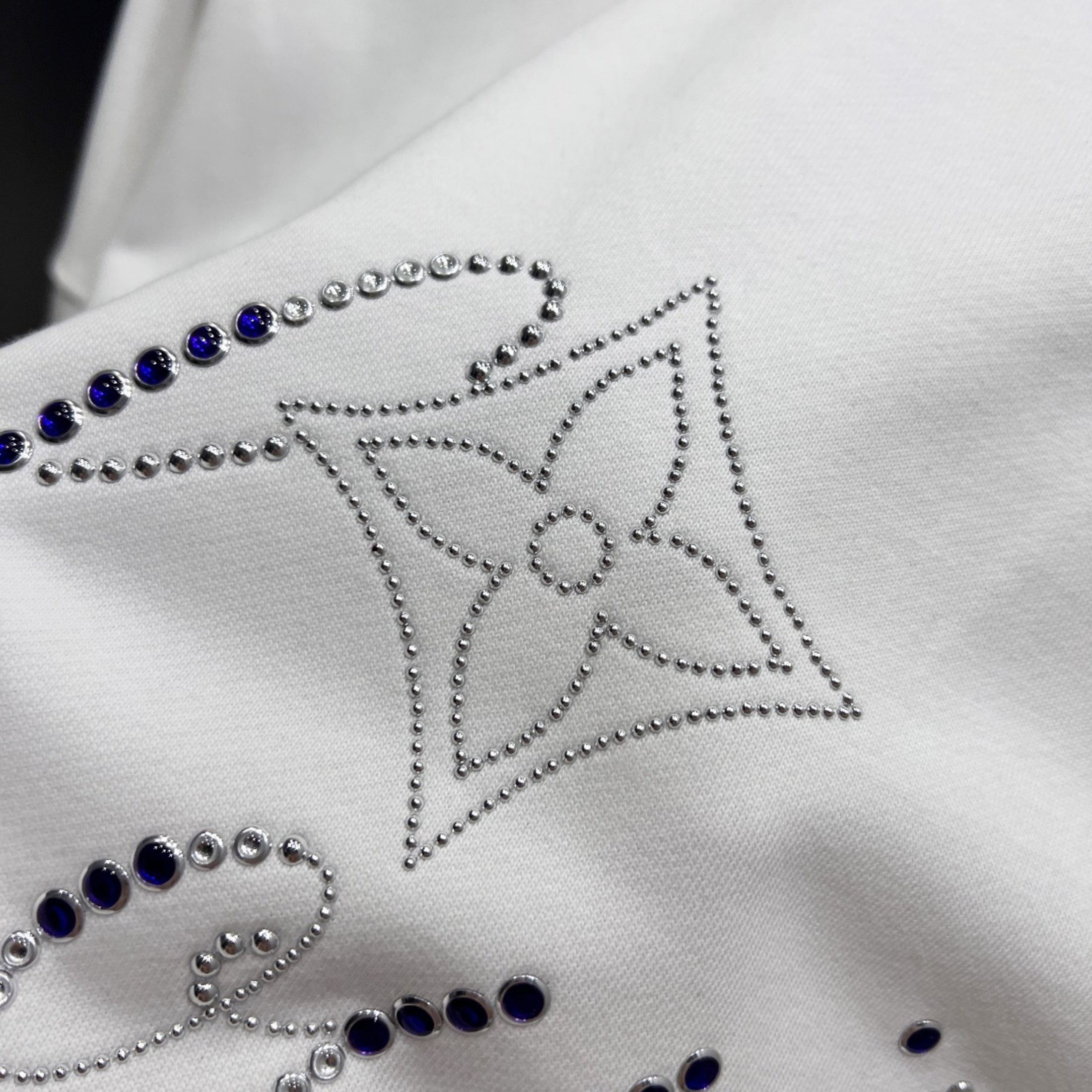 Elvare Club® Sweater