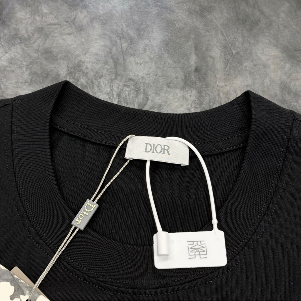 Elvare Club® T-Shirt